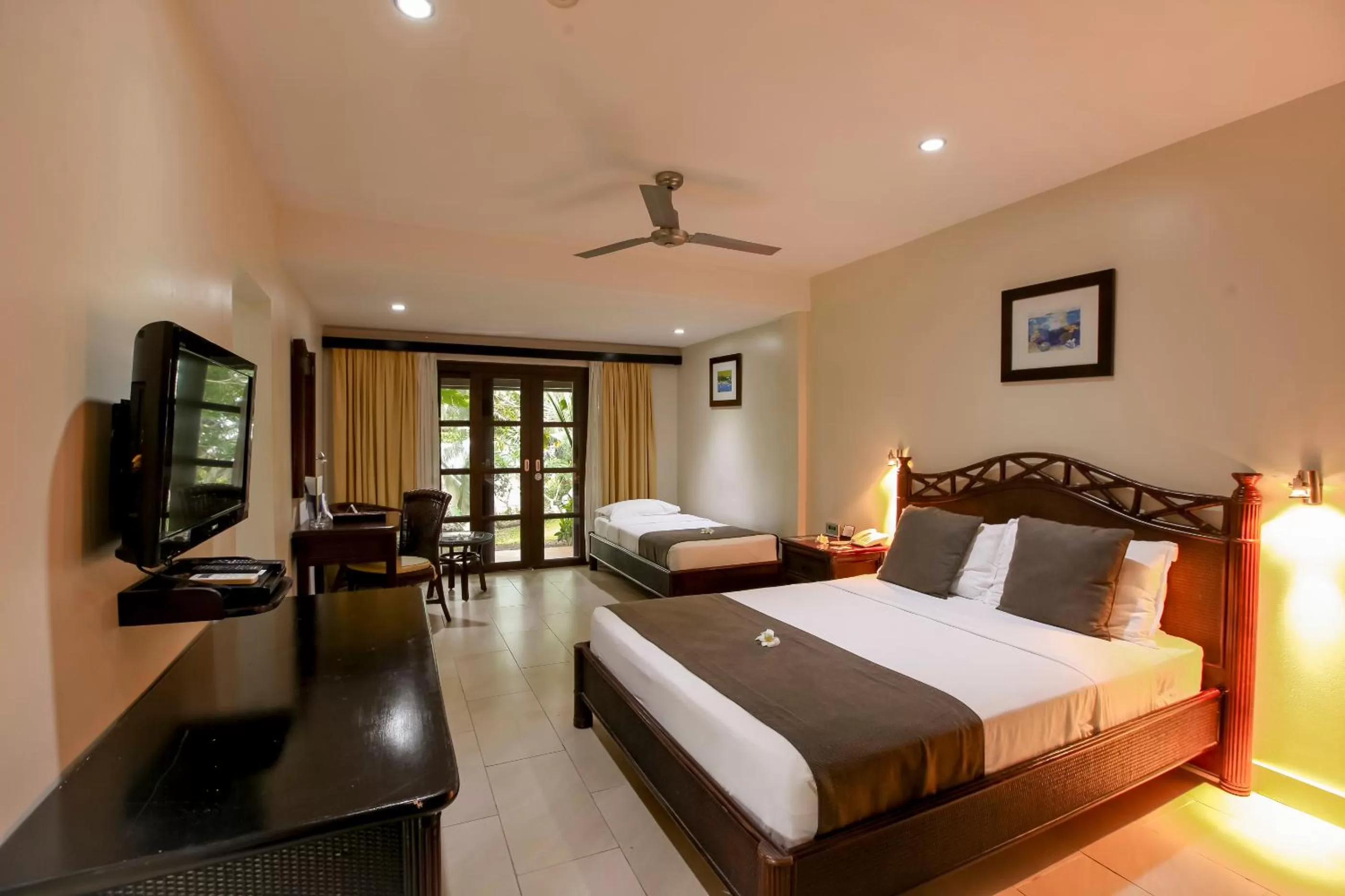 Bedroom, Bed in Warwick Le Lagon Resort & Spa, Vanuatu