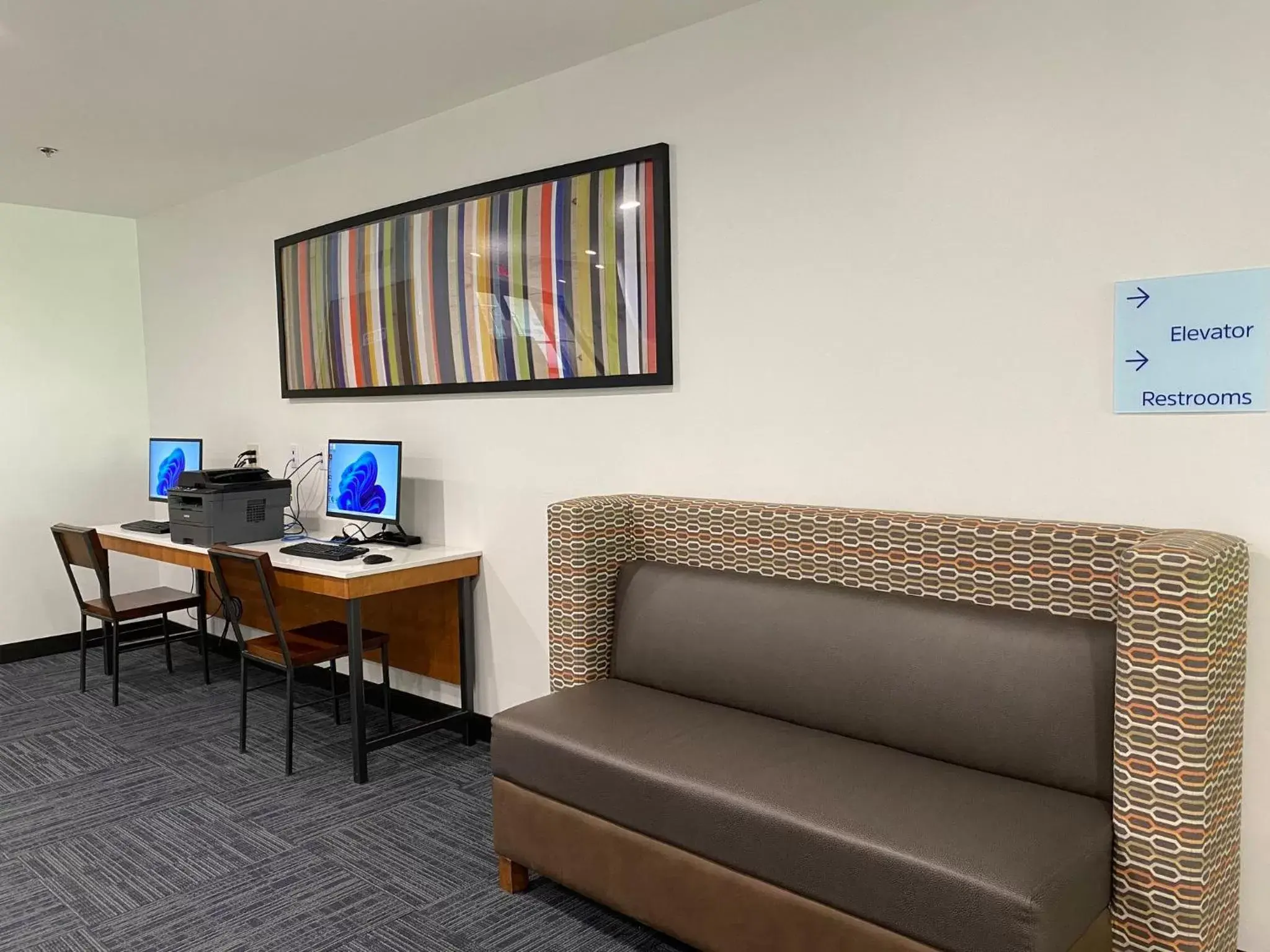 Other, Seating Area in Holiday Inn Express Hotel & Suites Logansport, an IHG Hotel
