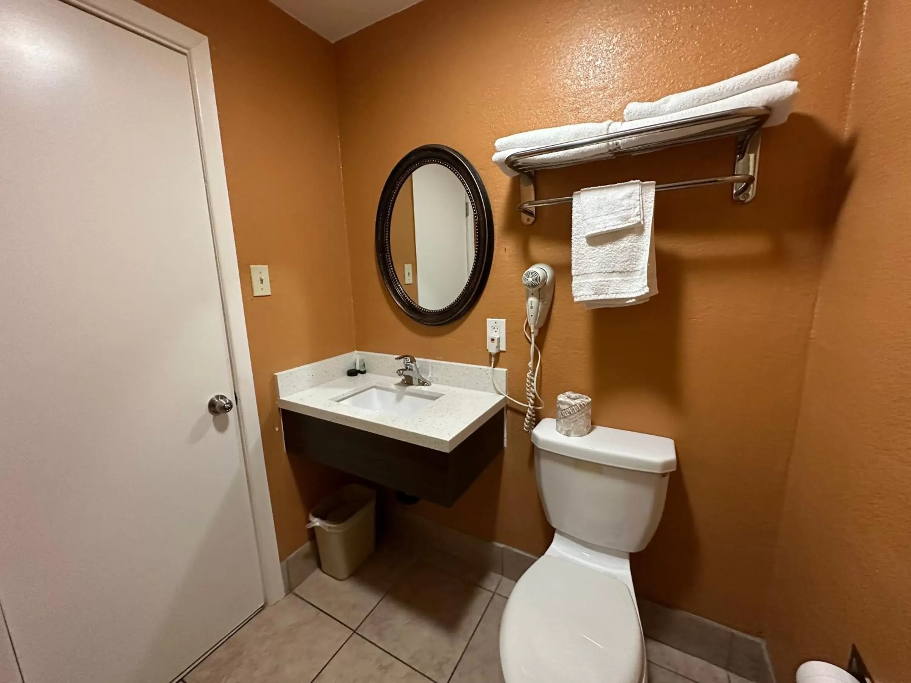 Bathroom in New Corral Motel