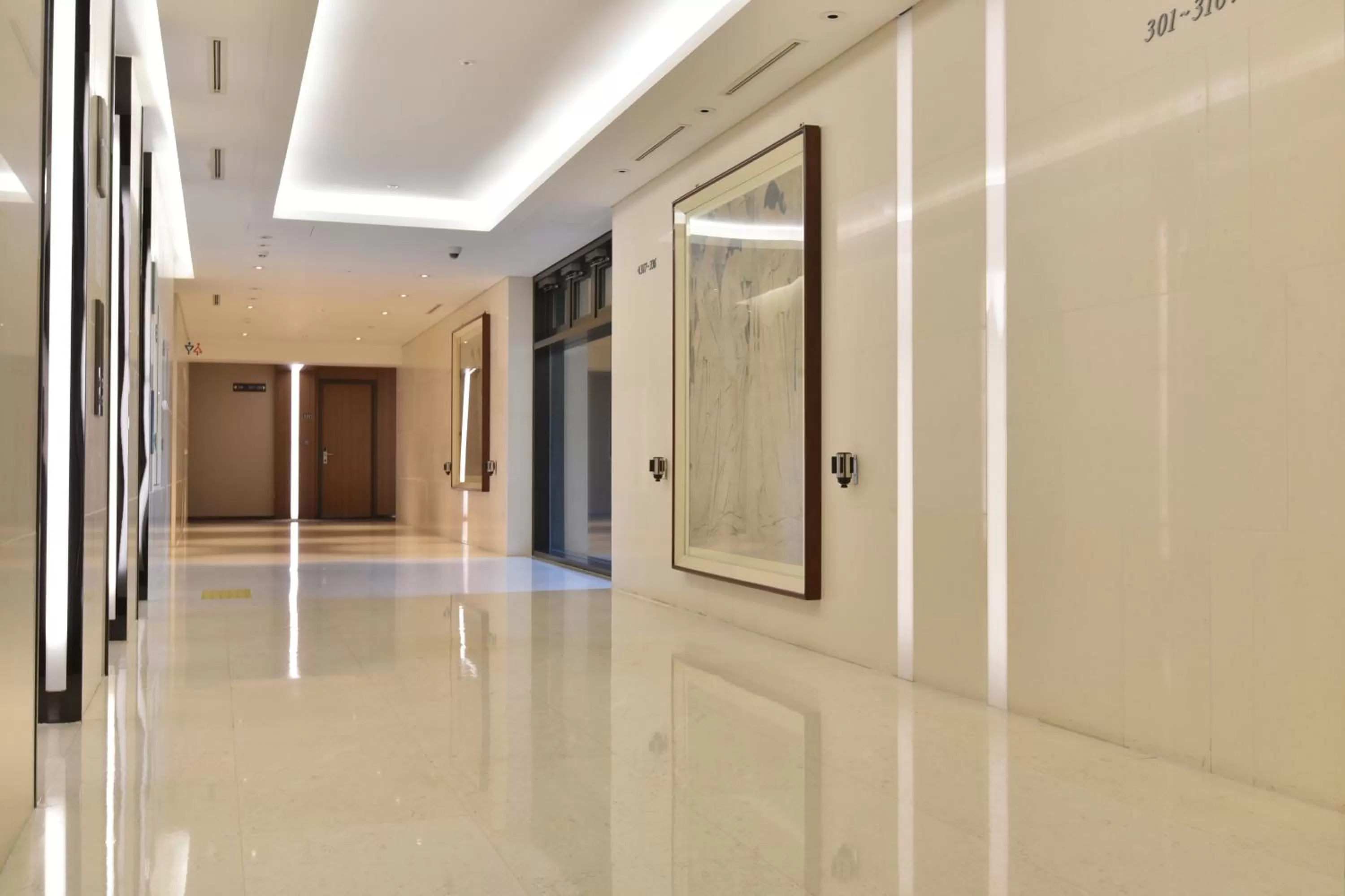 Area and facilities in Pacific Hotel