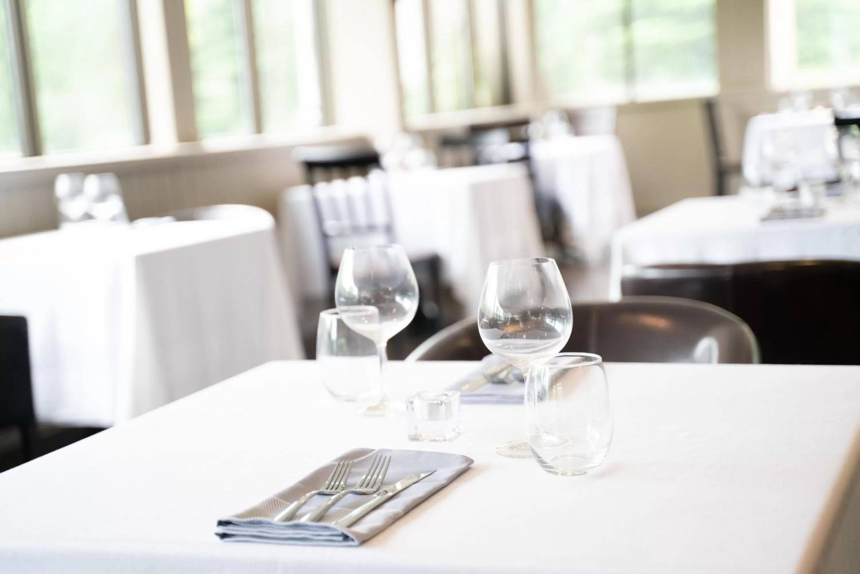 Restaurant/Places to Eat in Nomi Community