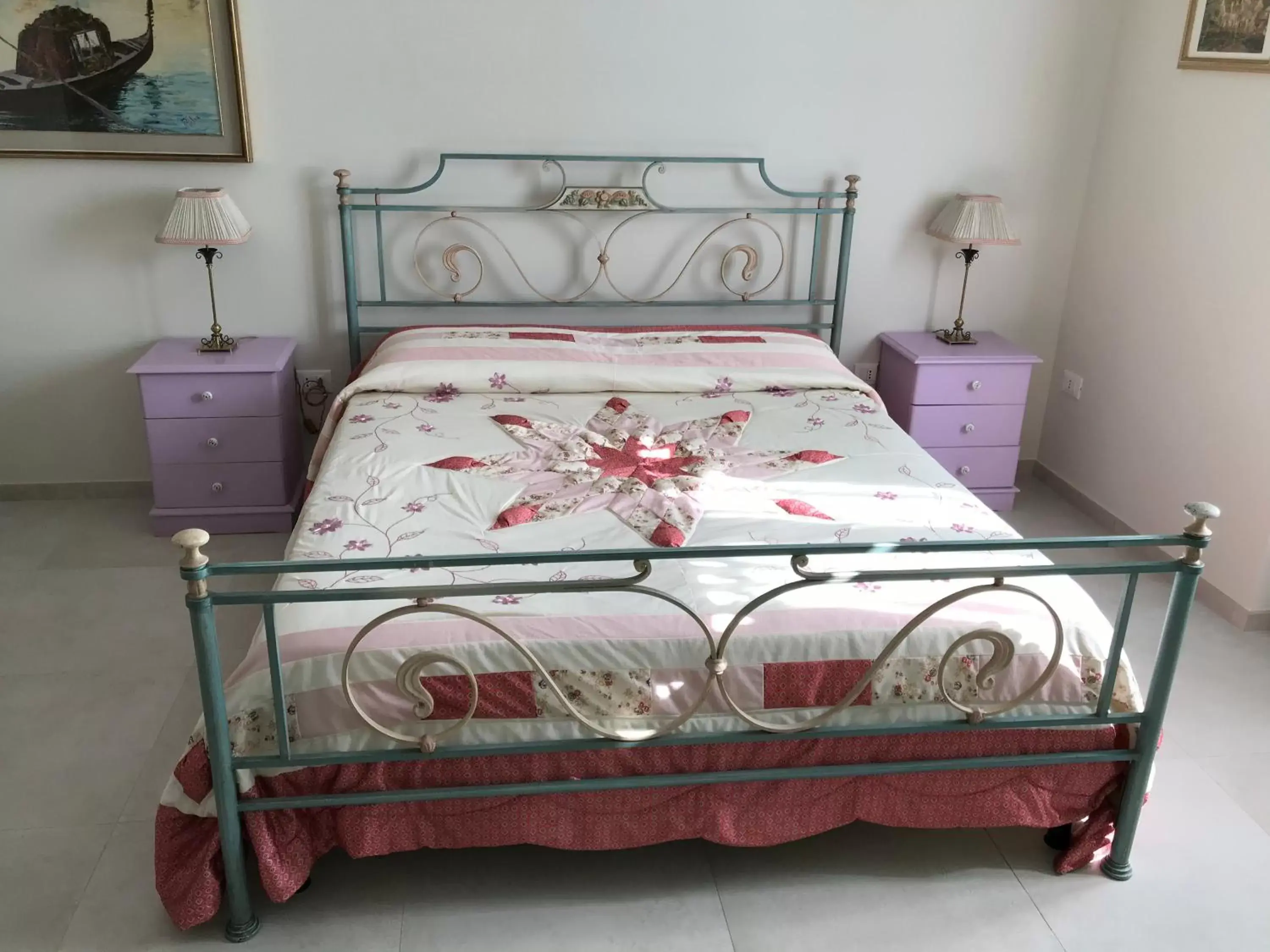 Bed in B&B Bee