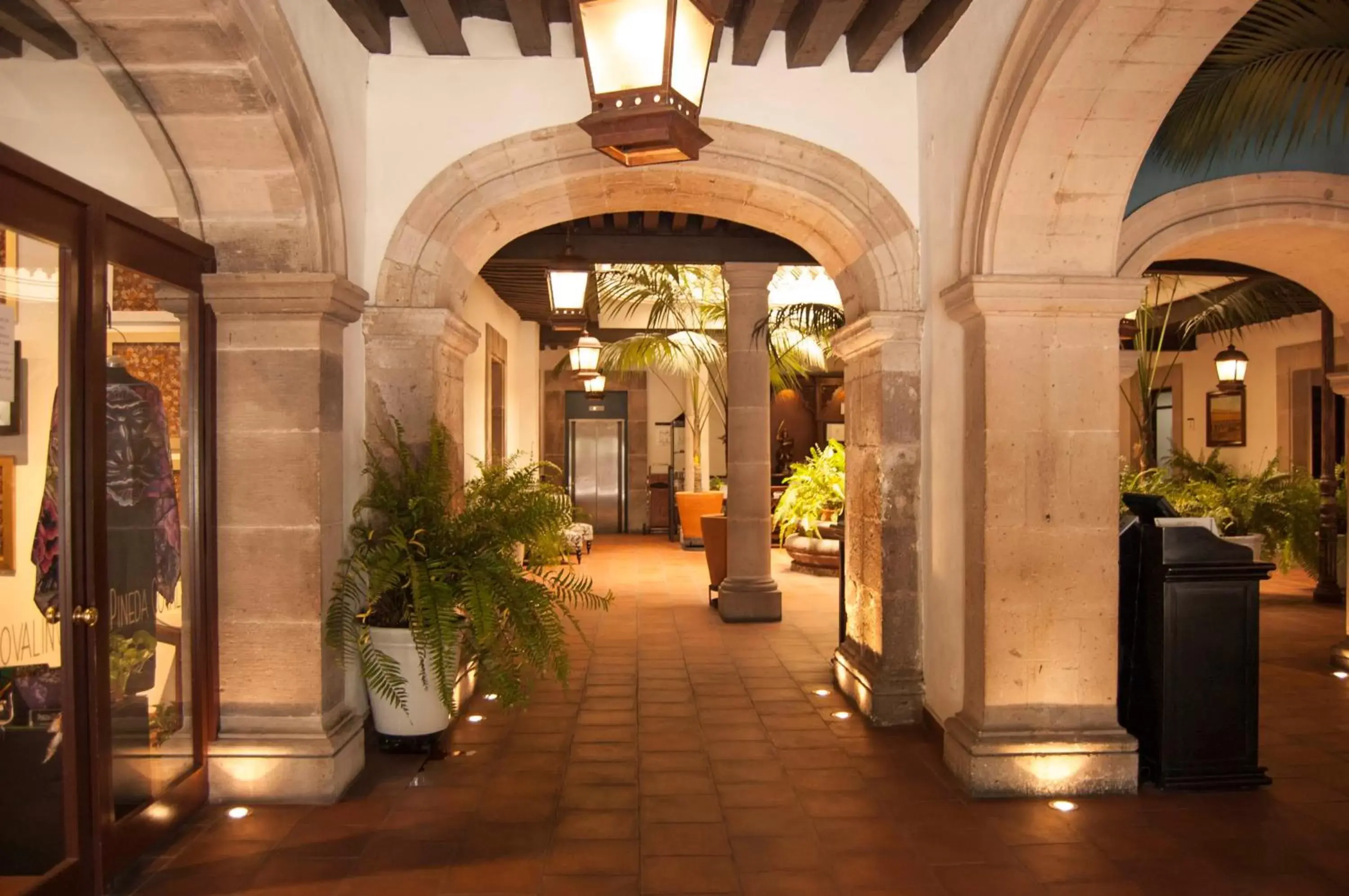 Facade/entrance in Hotel Casino Morelia