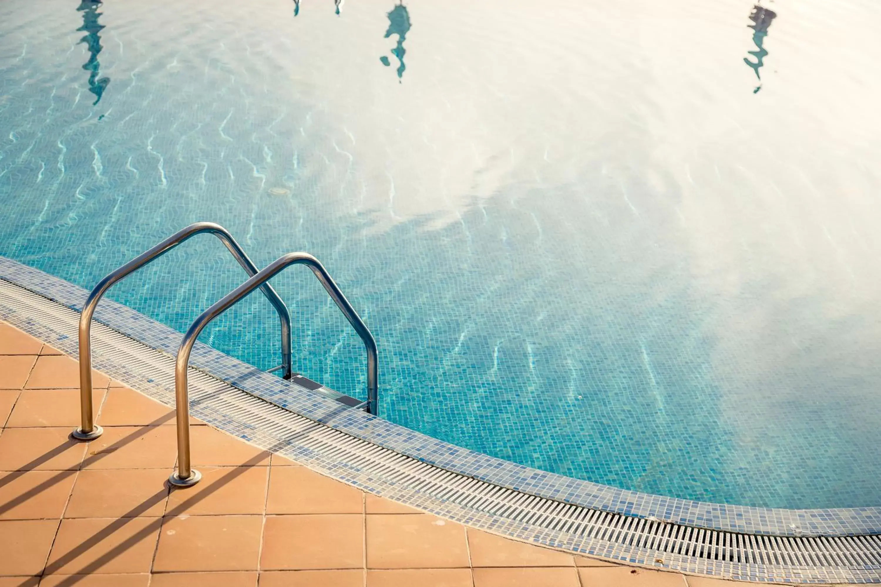 Swimming Pool in Hotel Apartamento Dunamar