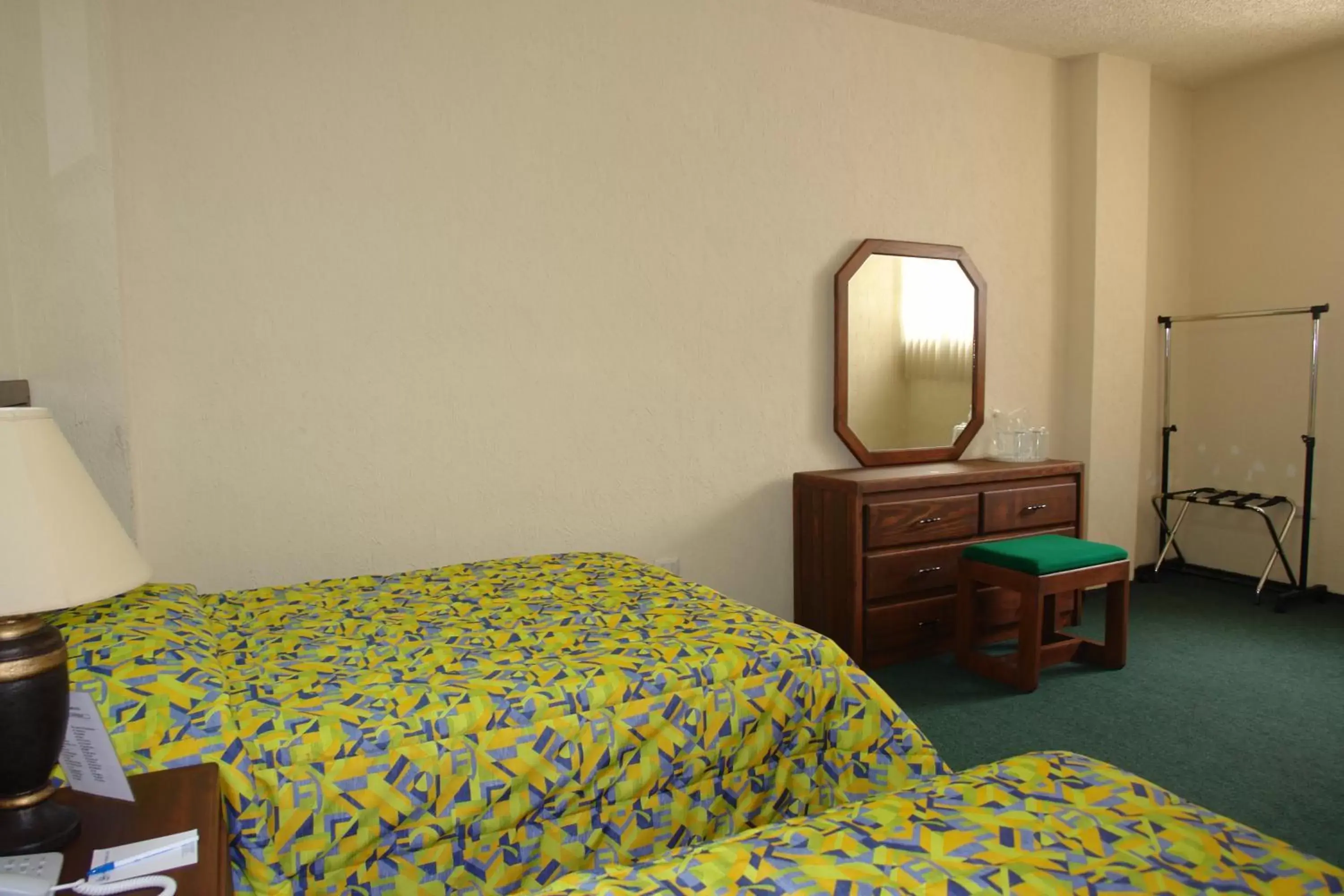 Bed in Fiesta Versalles Bed in Fiesta Versalles