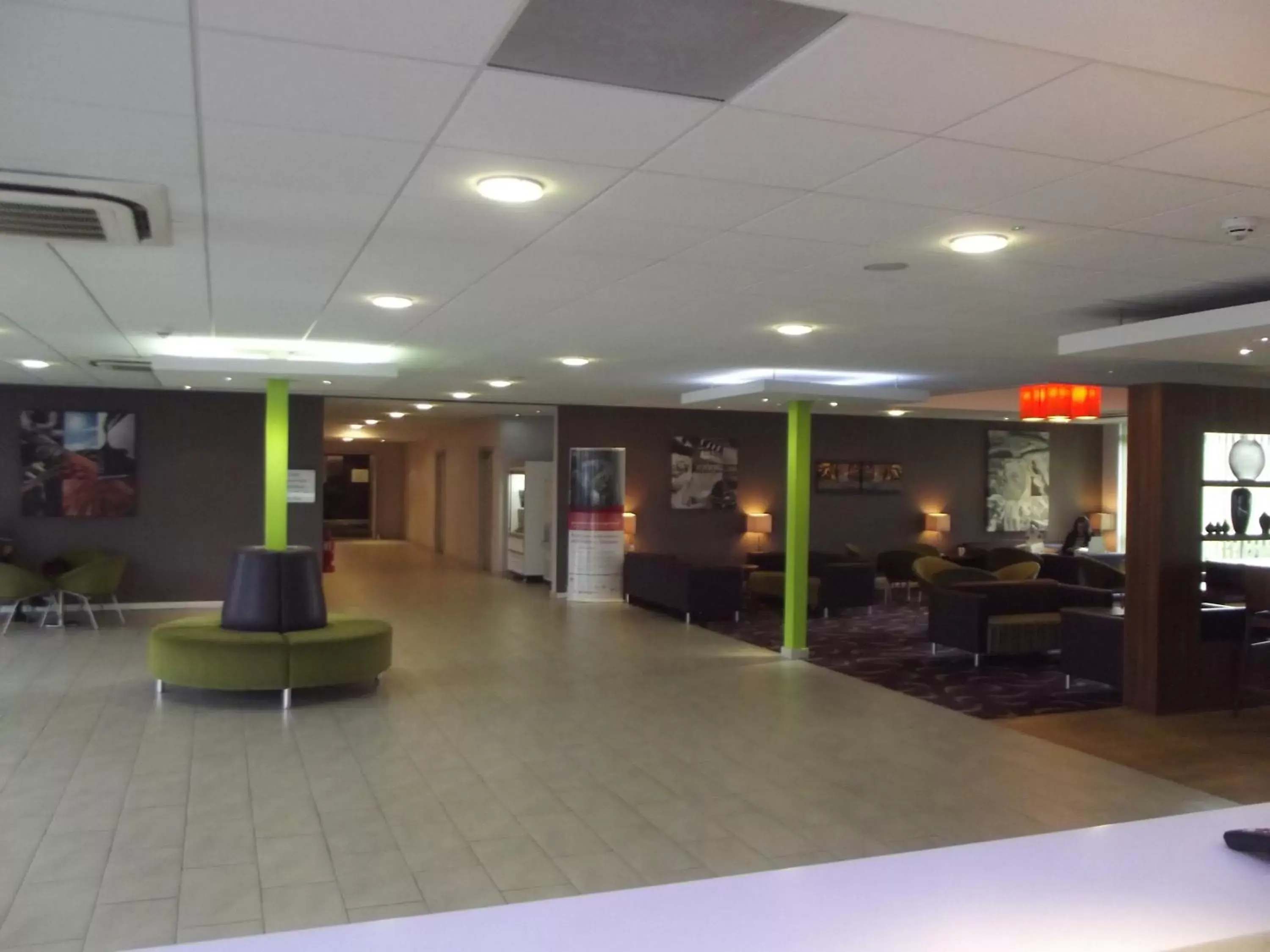 Lobby or reception in Holiday Inn Express Preston South, an IHG Hotel