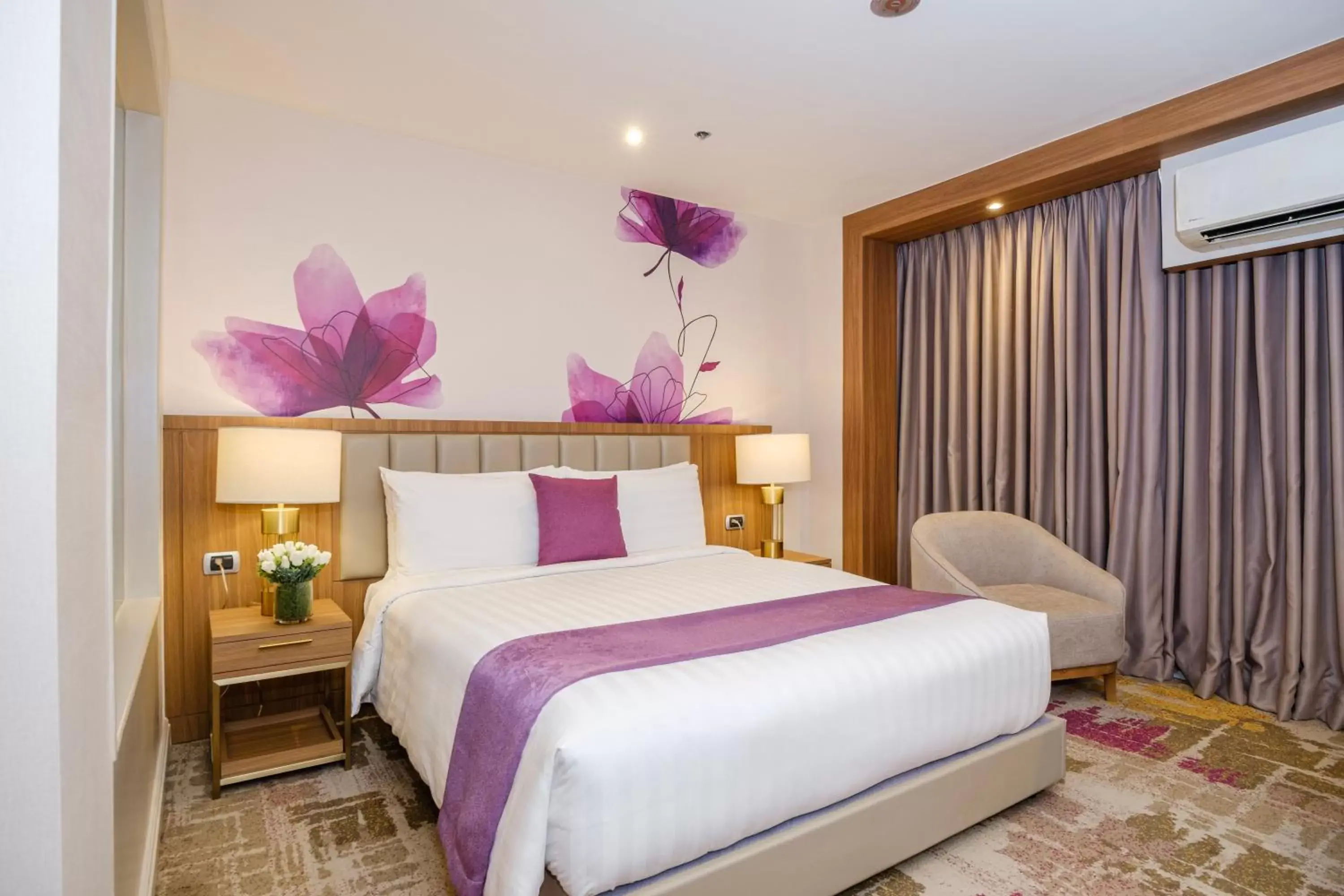 Bedroom, Bed in Eastwood Richmonde Hotel