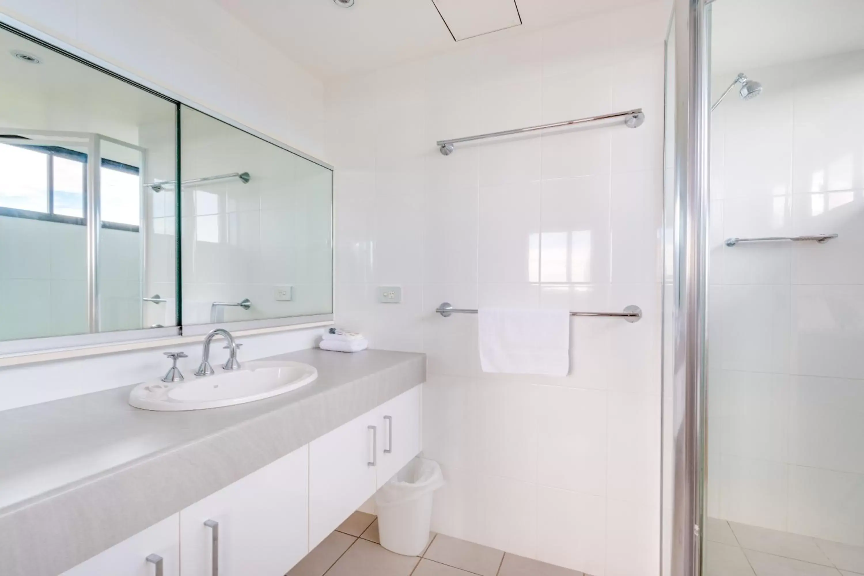 Bathroom in Pacific Towers Beach Resort