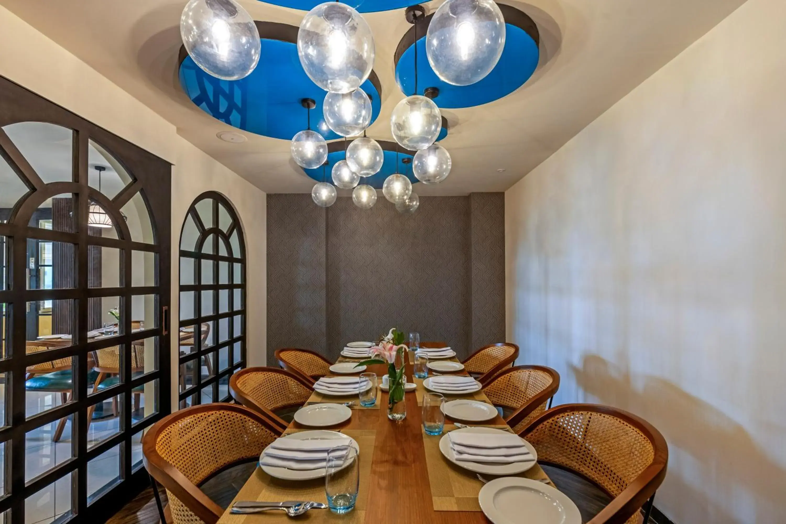 Restaurant/places to eat in Sterling Puri Restaurant/places to eat in Sterling Puri