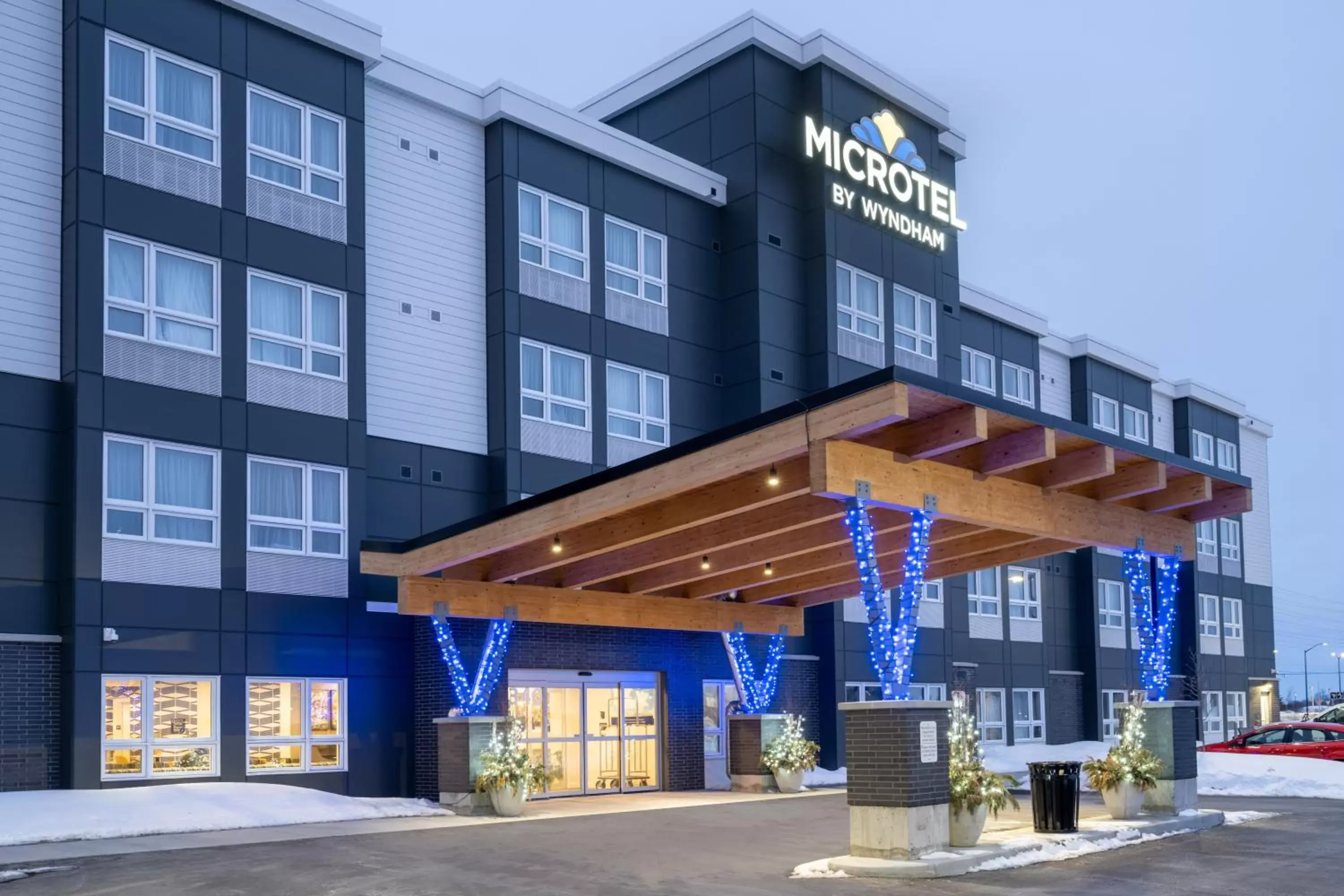 Property Building in Microtel Inn & Suites by Wyndham Kanata Ottawa West