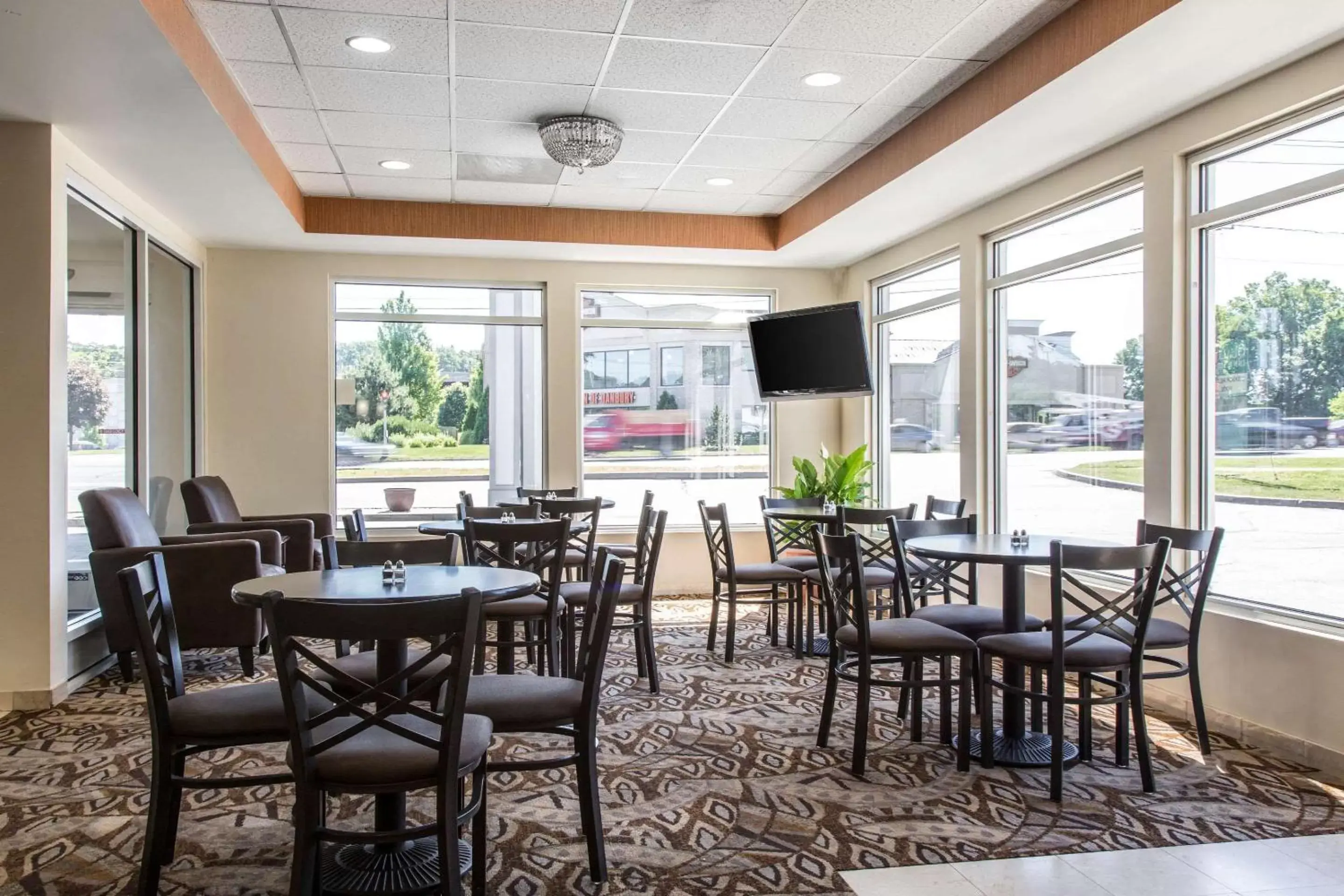 Restaurant/places to eat in Quality Inn & Suites Danbury near University Restaurant/places to eat in Quality Inn & Suites Danbury near University