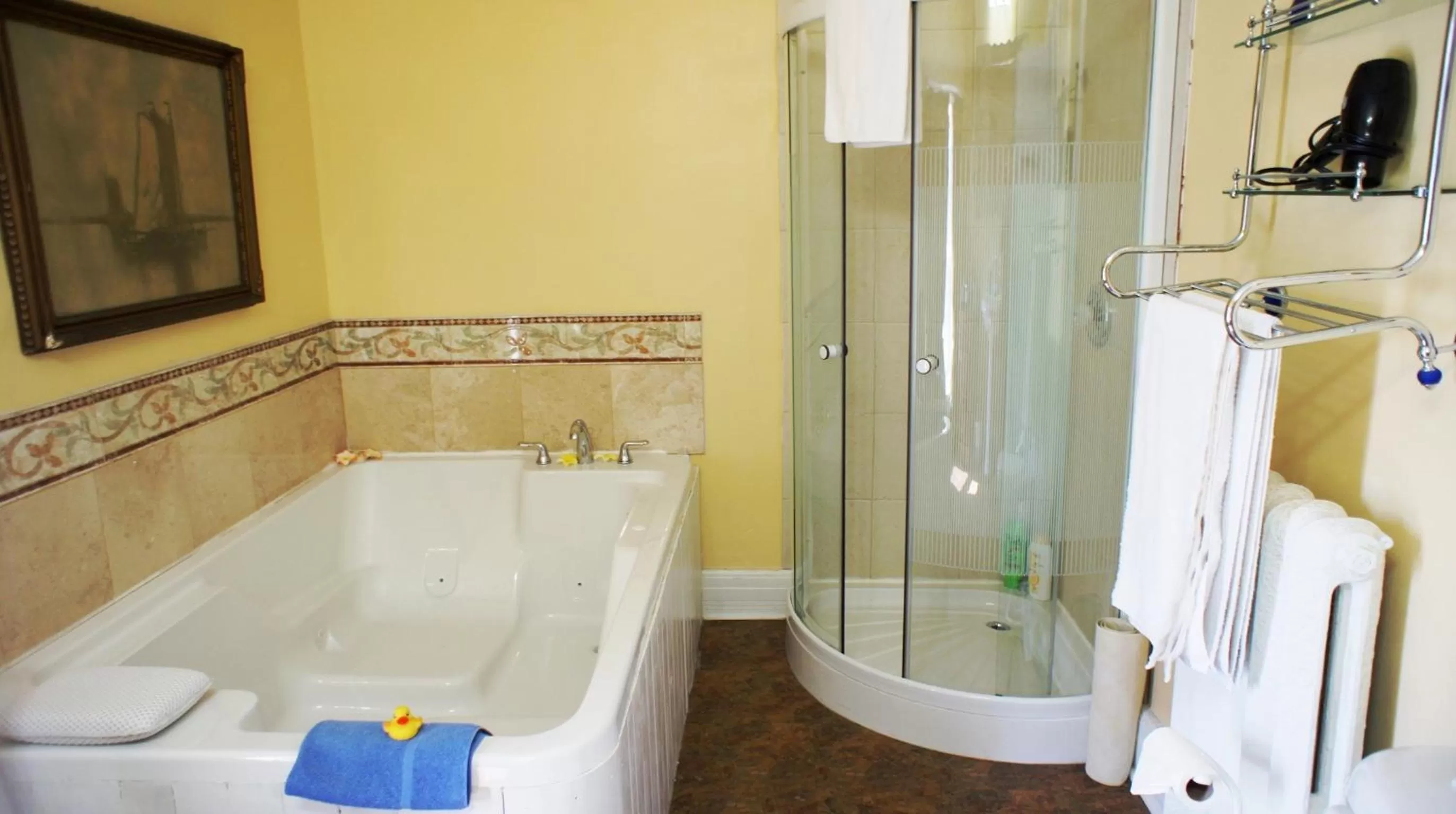 Bathroom in A Moment in Time Bed and Breakfast