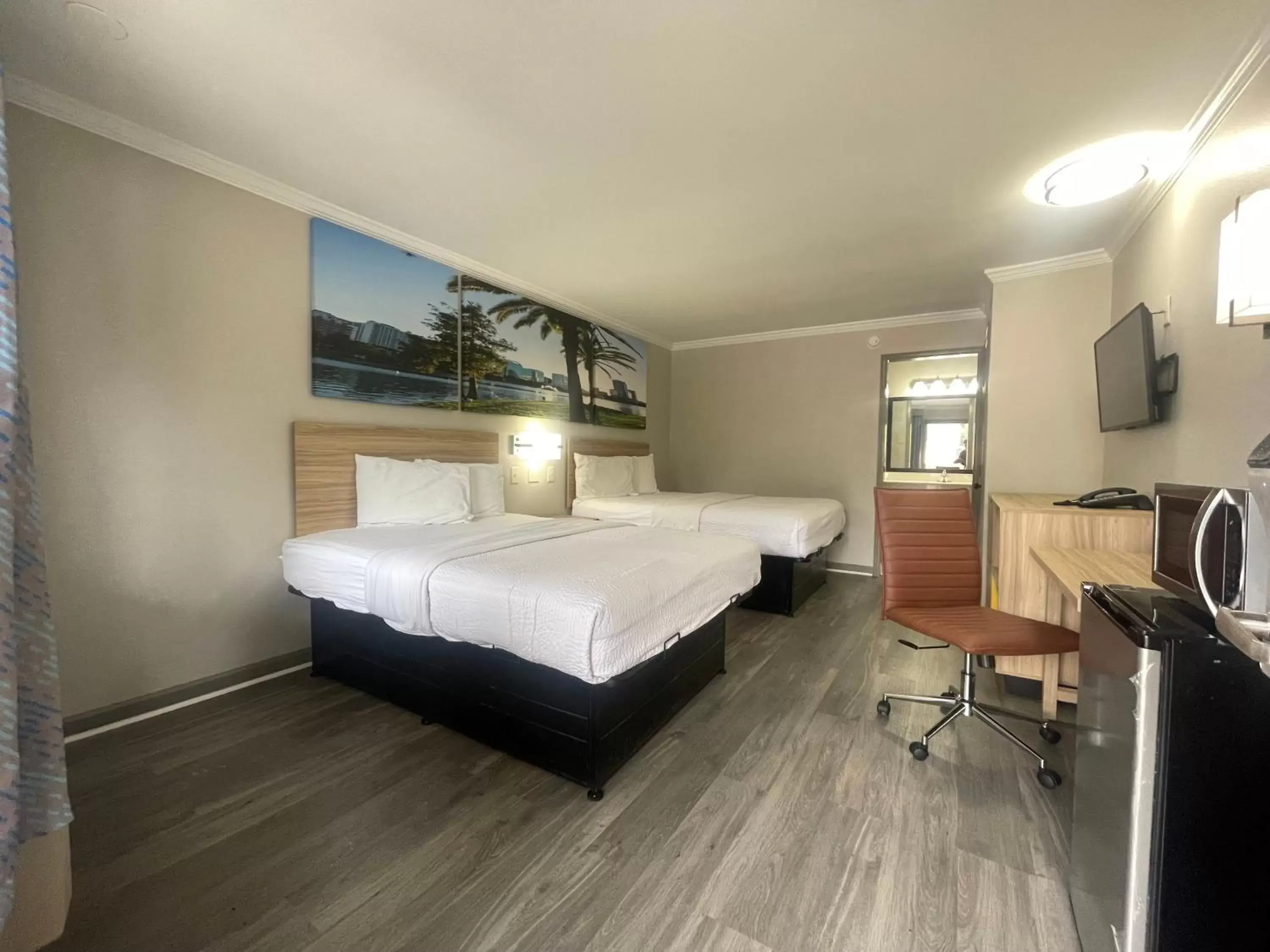 Bed in Days Inn by Wyndham Slidell