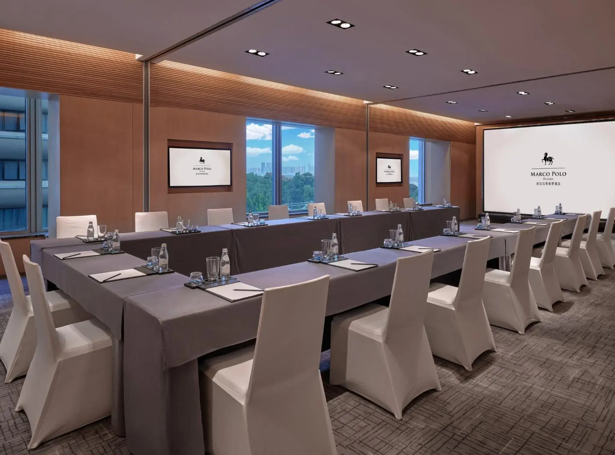 Meeting/conference room in Marco Polo Wuhan Hotel