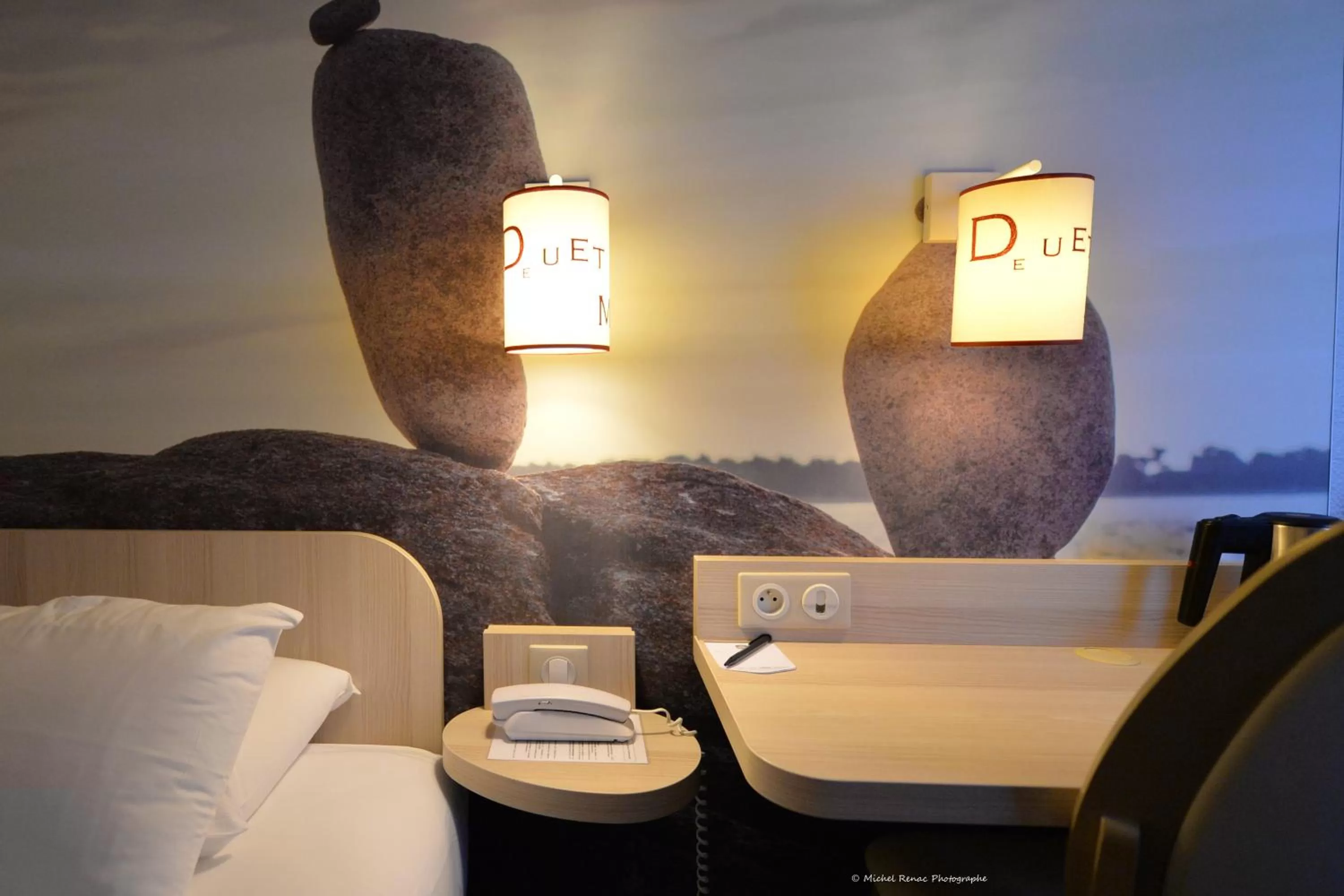 Decorative detail in Best Western Auray le Loch