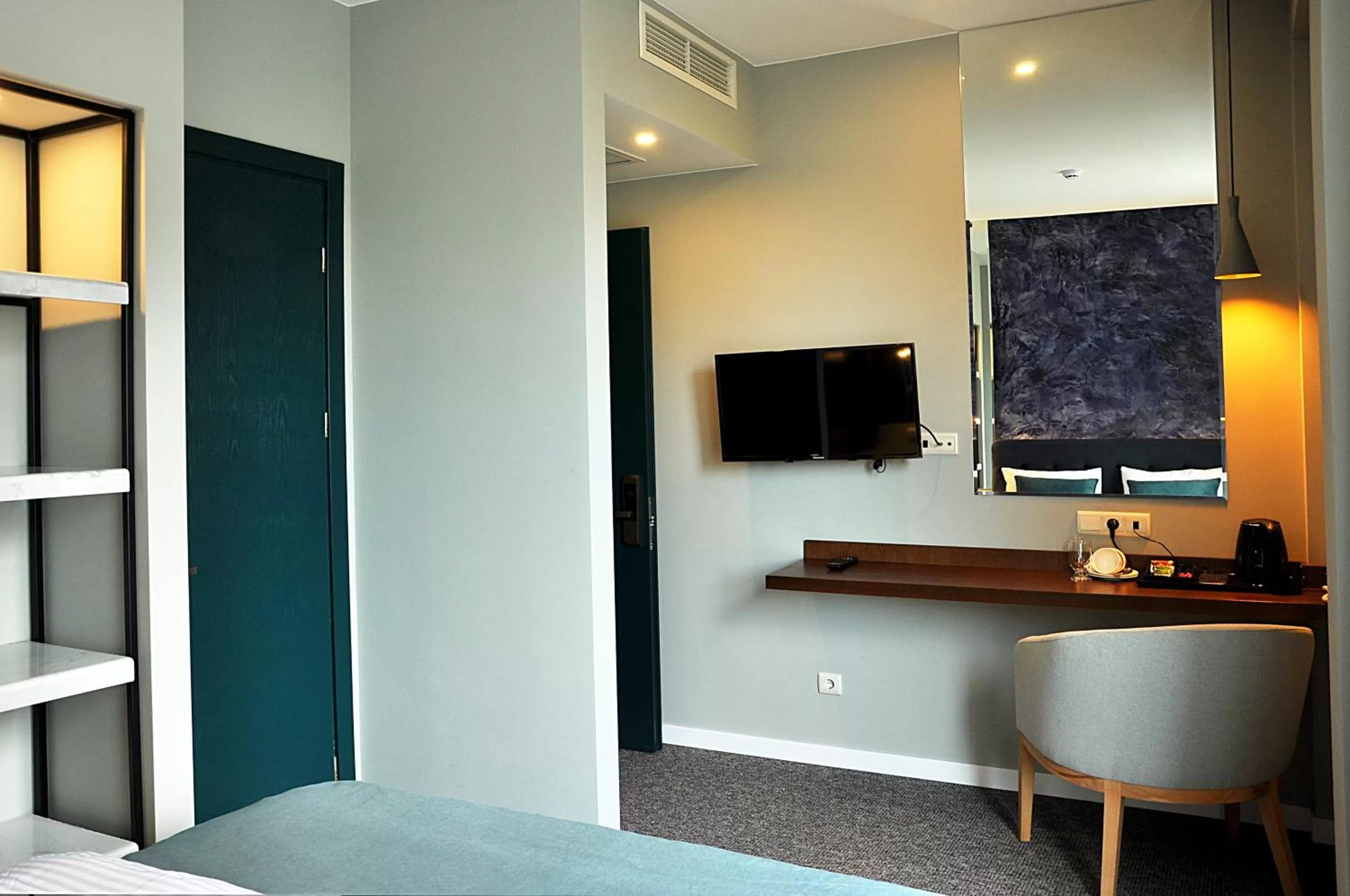 Bedroom, Bed in River View Hotel Tbilisi