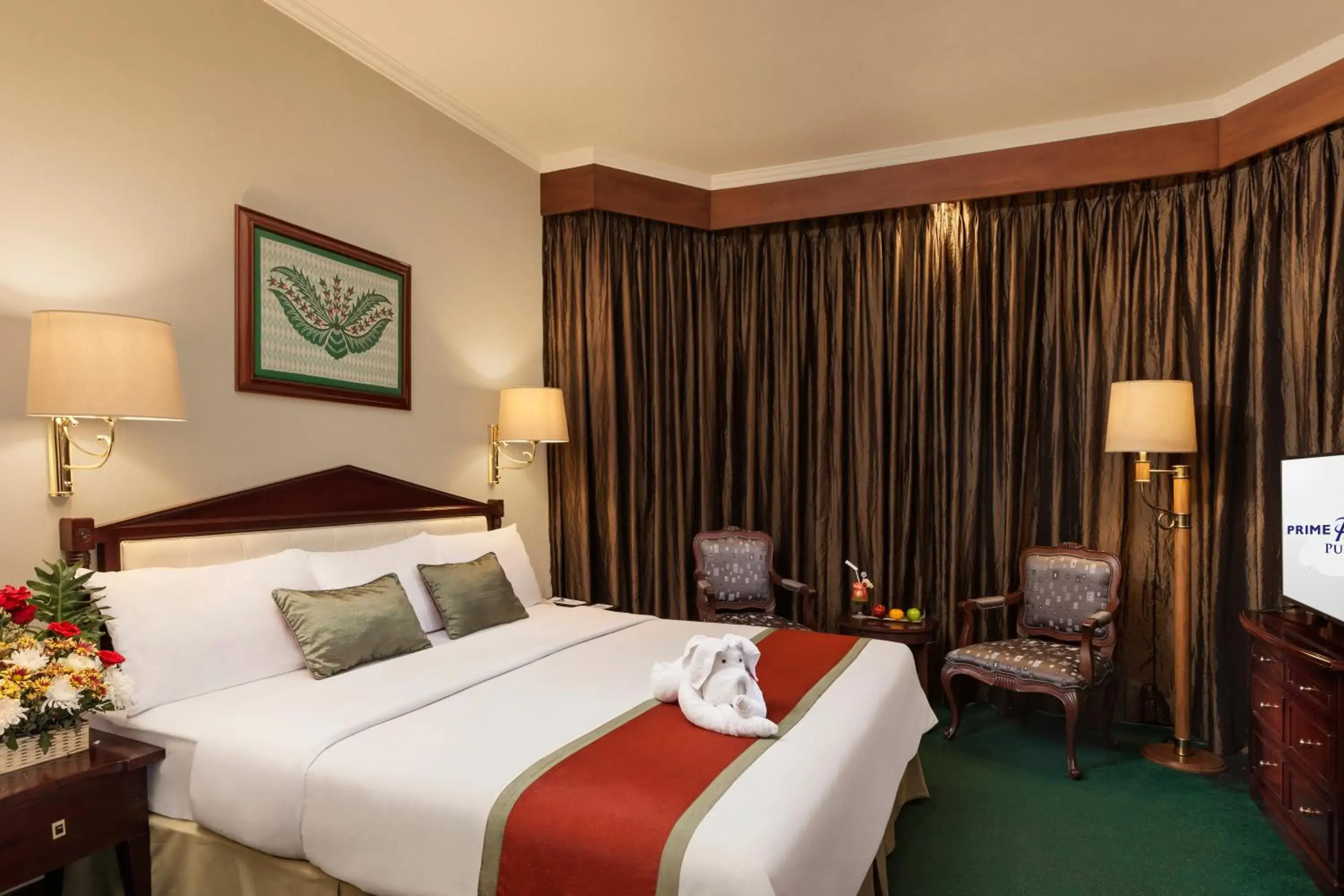 Bed in Prime Plaza Hotel Purwakarta