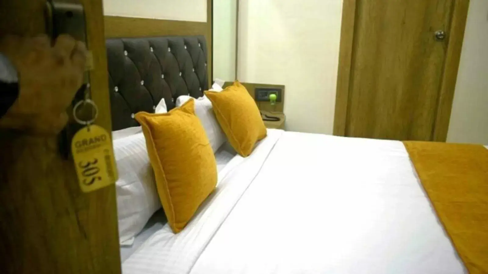 Standard King Room - single occupancy in Hotel Grand Residency Standard King Room - single occupancy in Hotel Grand Residency