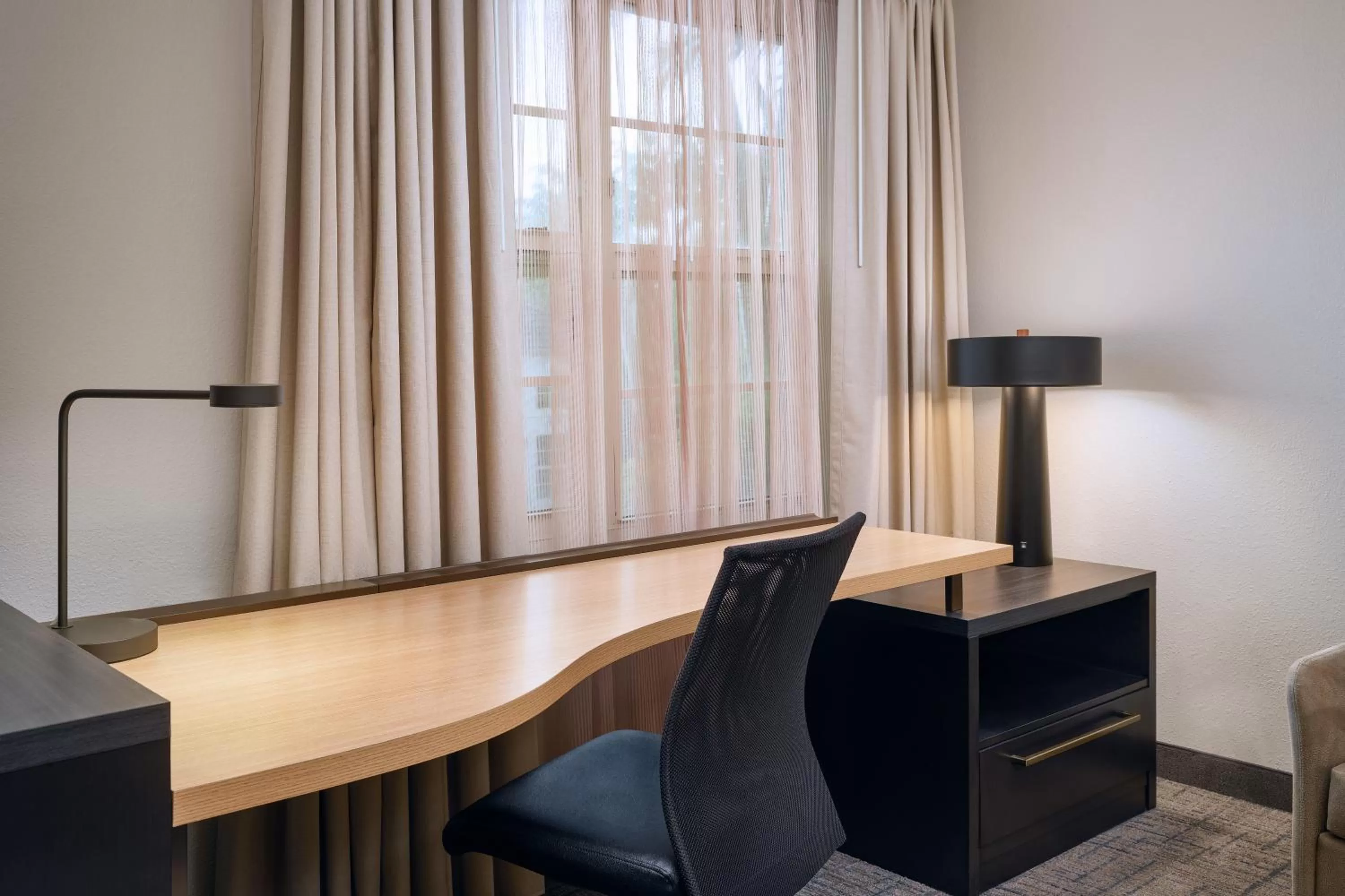 hair dresser in Residence Inn Fort Lauderdale SW/Miramar