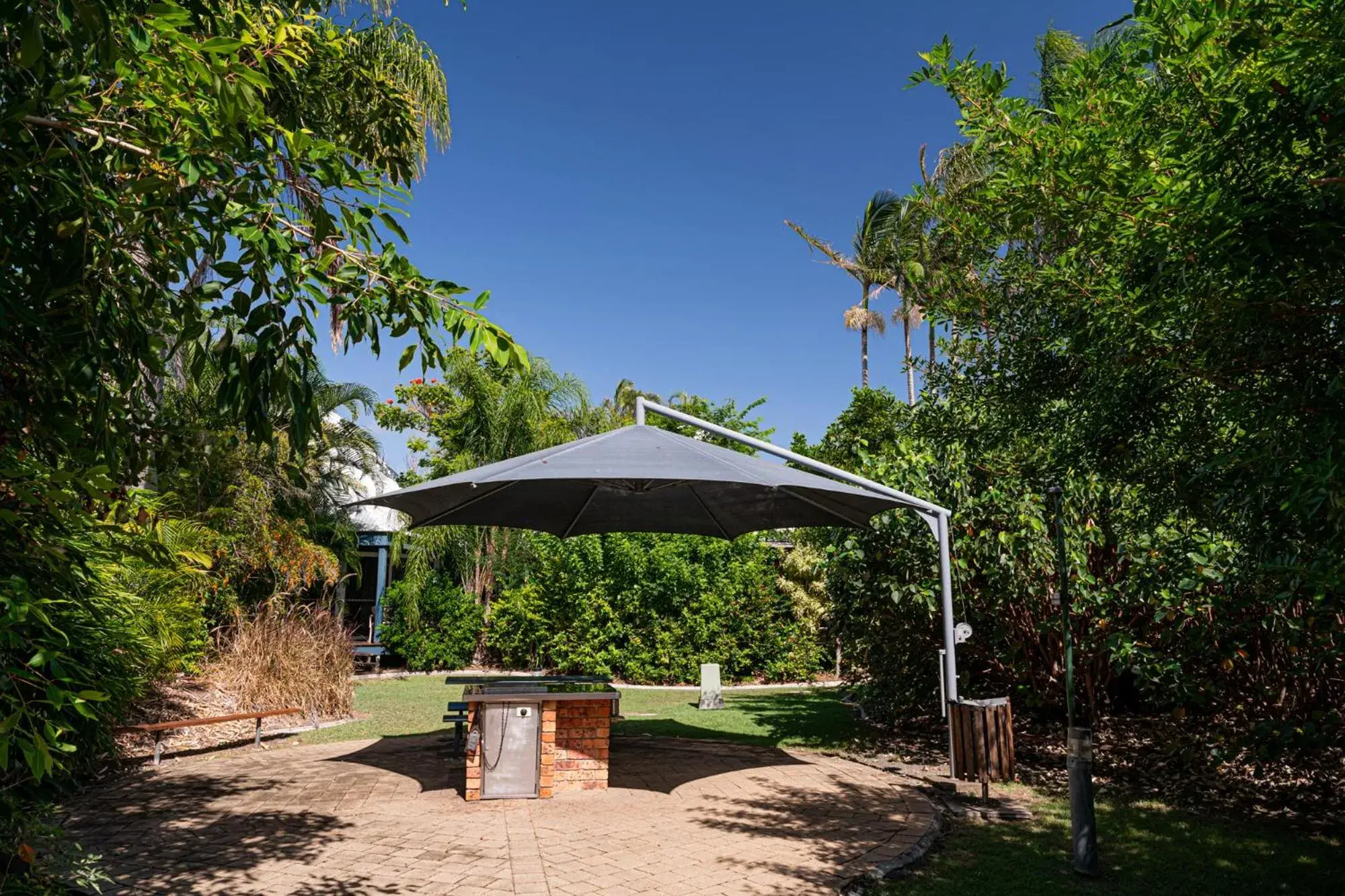 BBQ facilities in Kellys Beach Resort