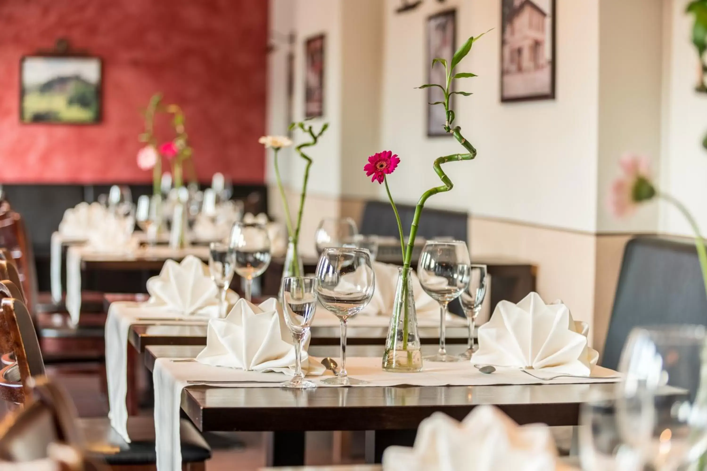 Restaurant/places to eat in AZIMUT Hotel Dresden Restaurant/places to eat in AZIMUT Hotel Dresden