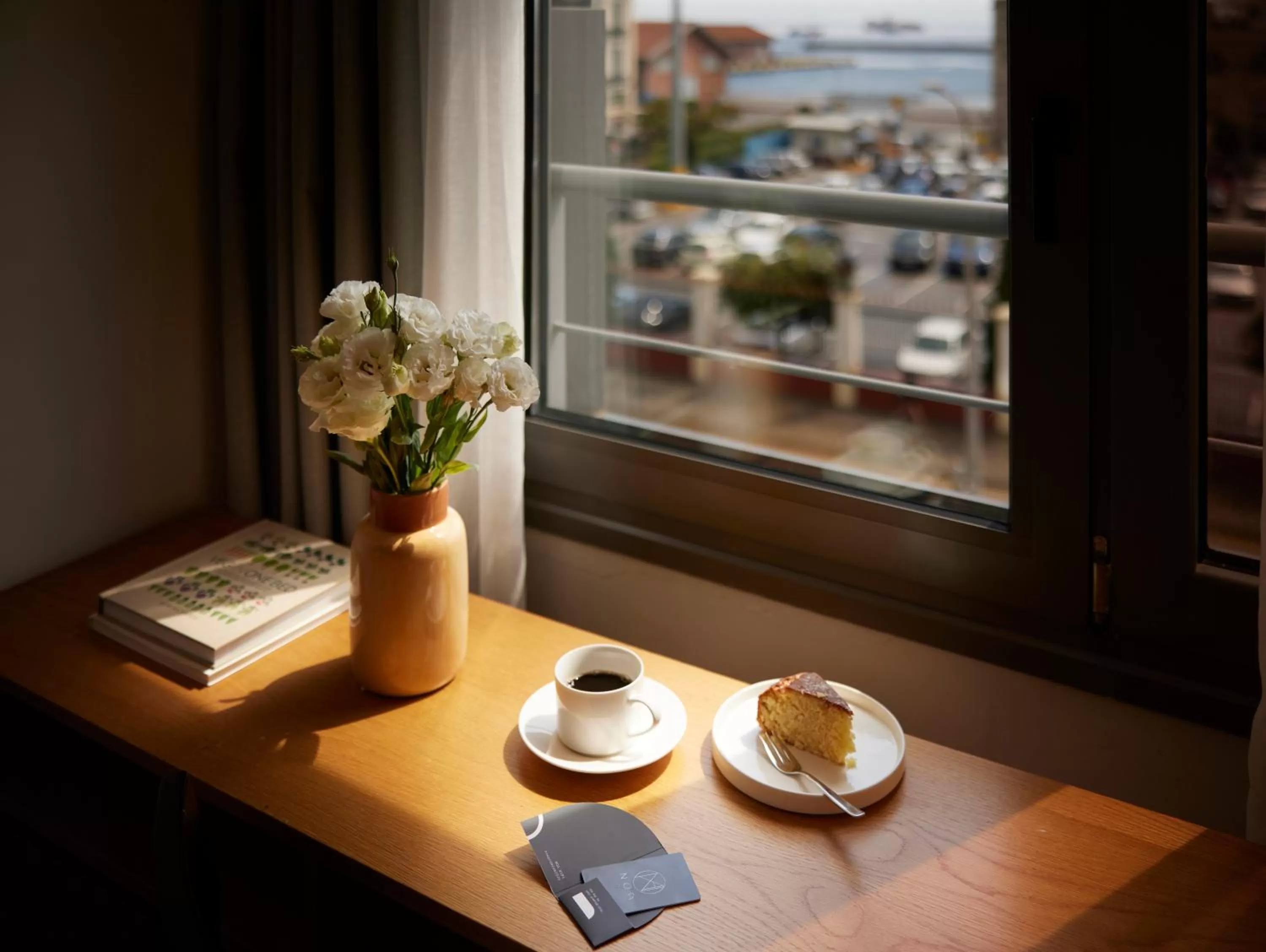 Coffee/tea facilities in Noa Hotel