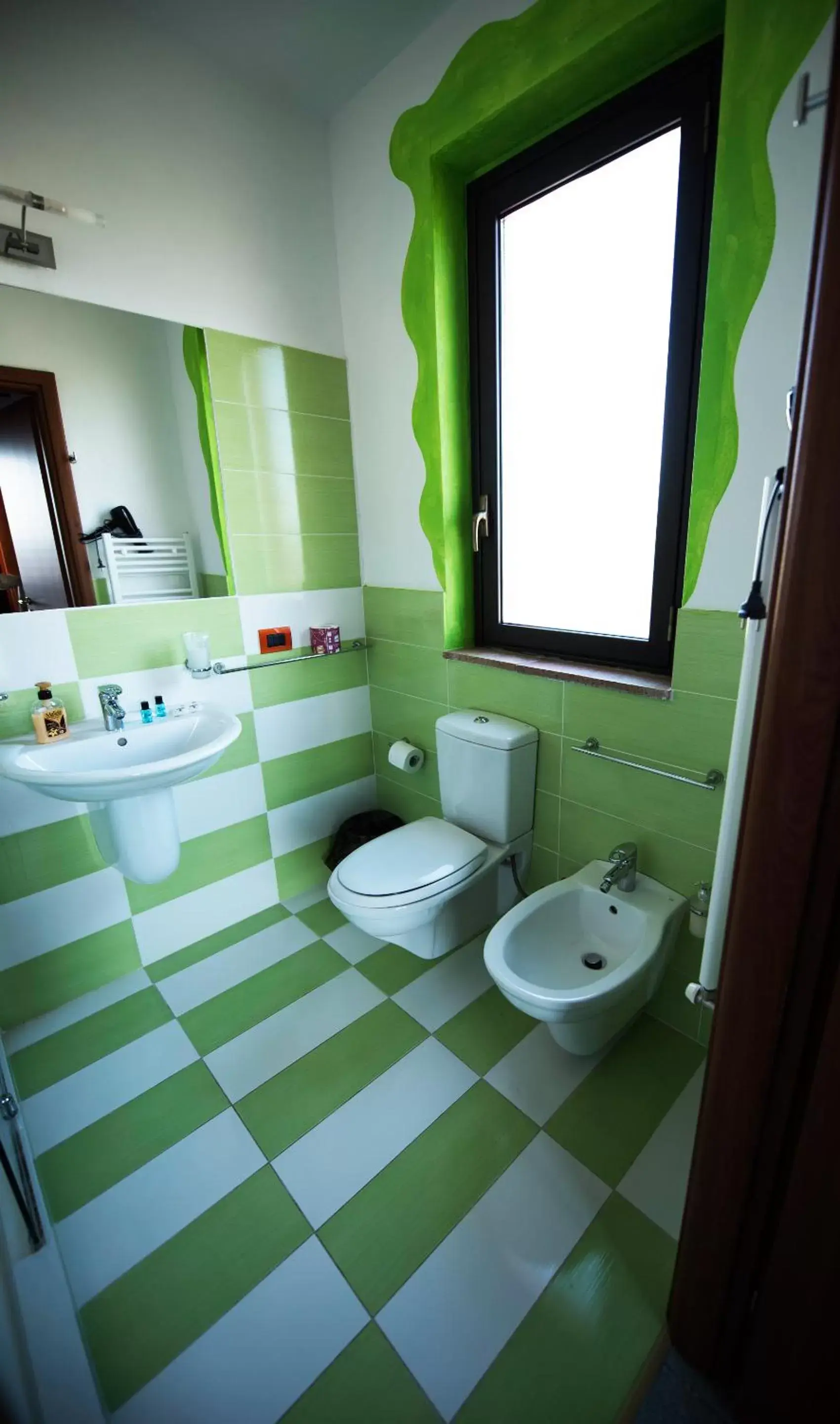 Bathroom in La Casa Rossa Country House