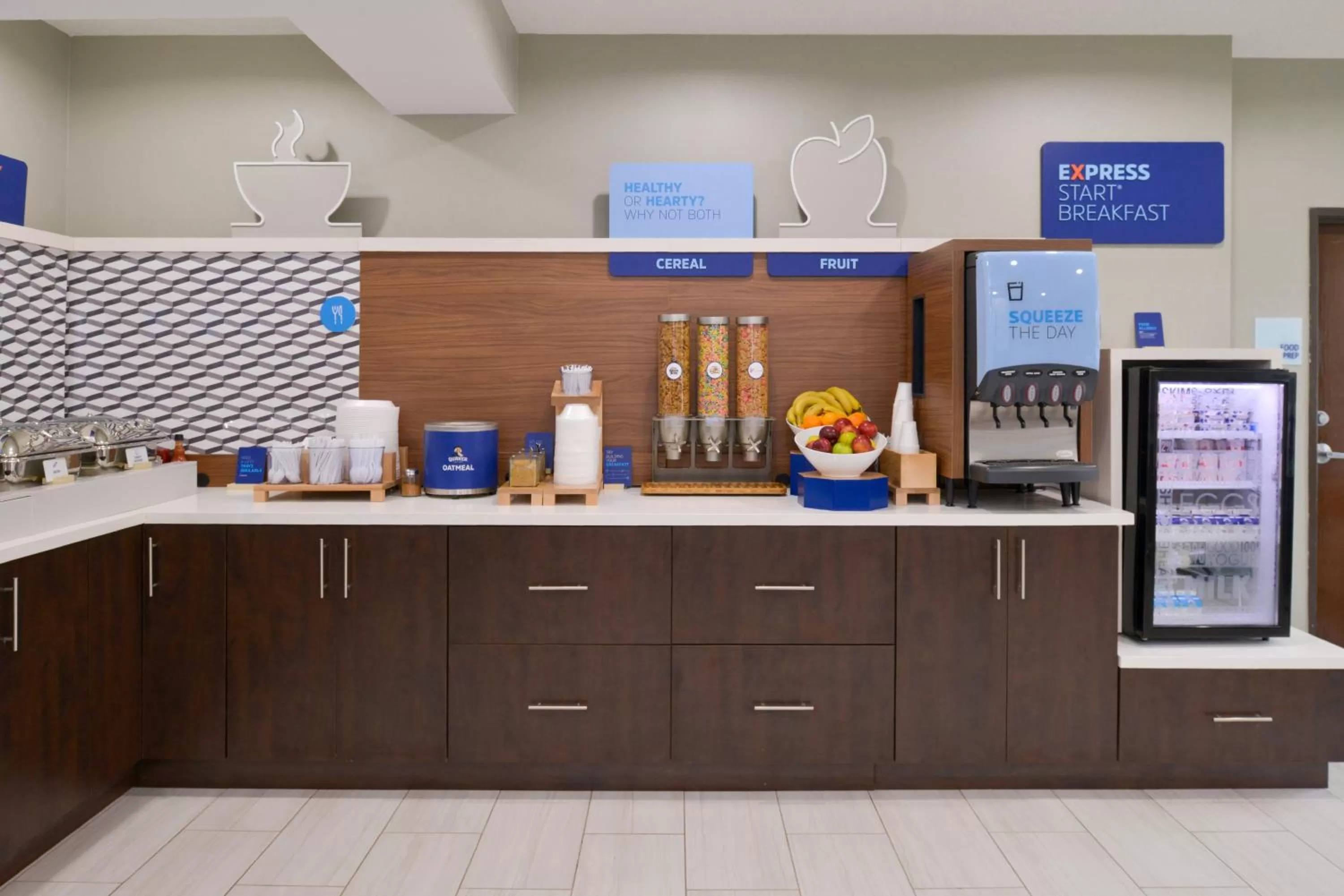 Breakfast in Holiday Inn Express Wixom by IHG