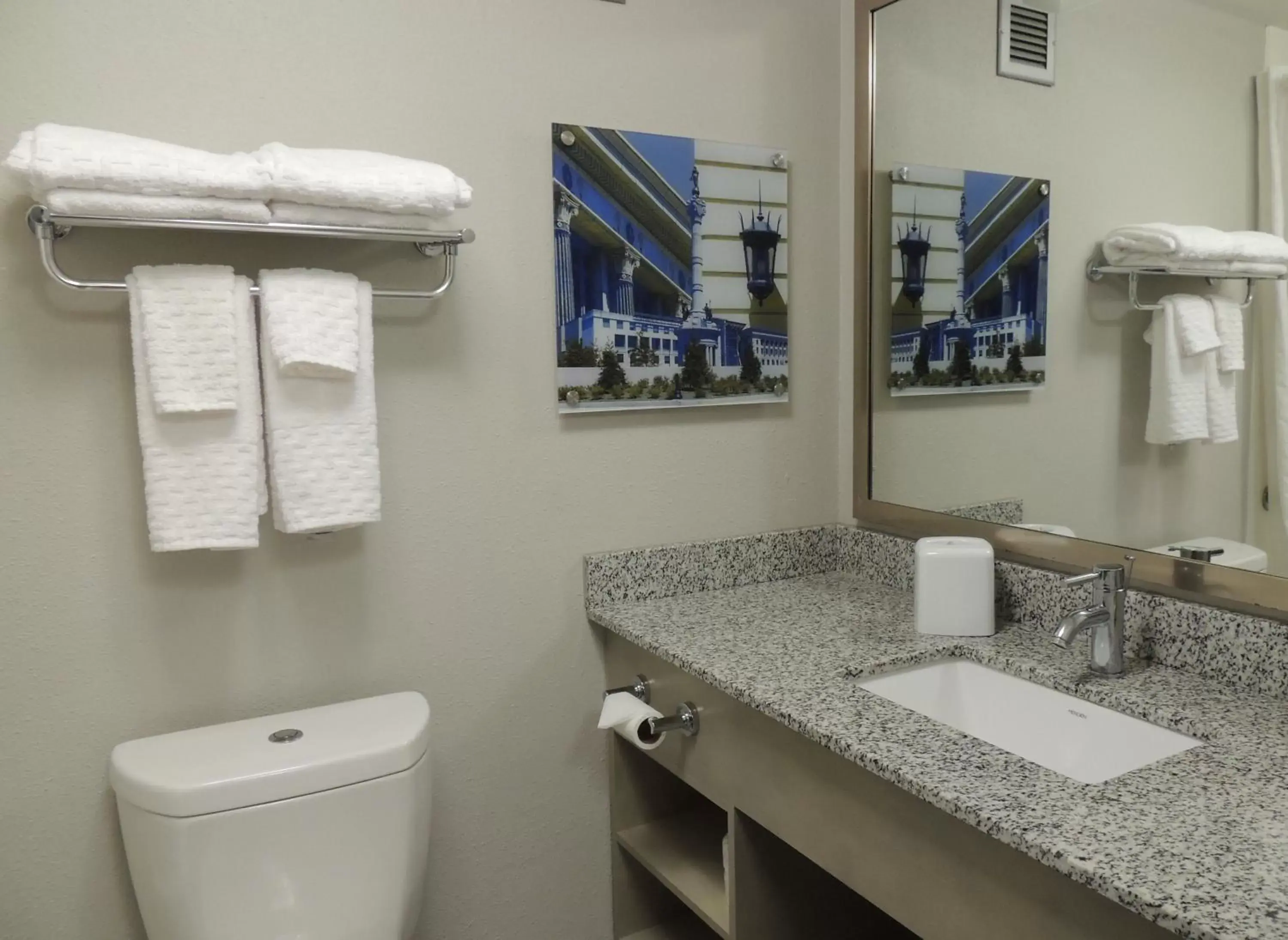 Bathroom in Best Western Plus Clarks Summit Scranton Hotel