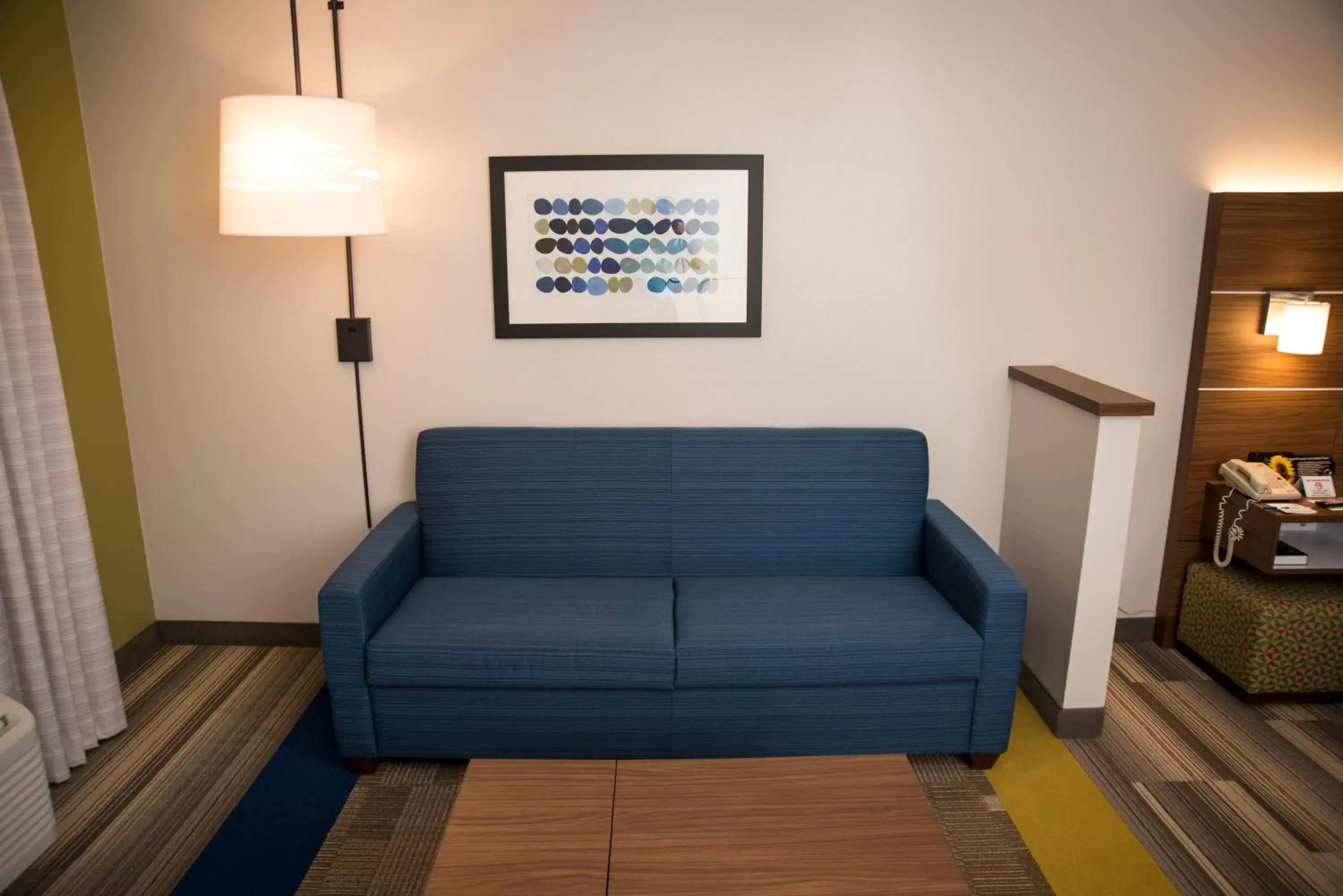 King Suite with Sofa Bed - Non-Smoking in Holiday Inn Express Hotel & Suites Lexington-Downtown University by IHG King Suite with Sofa Bed - Non-Smoking in Holiday Inn Express Hotel & Suites Lexington-Downtown University by IHG