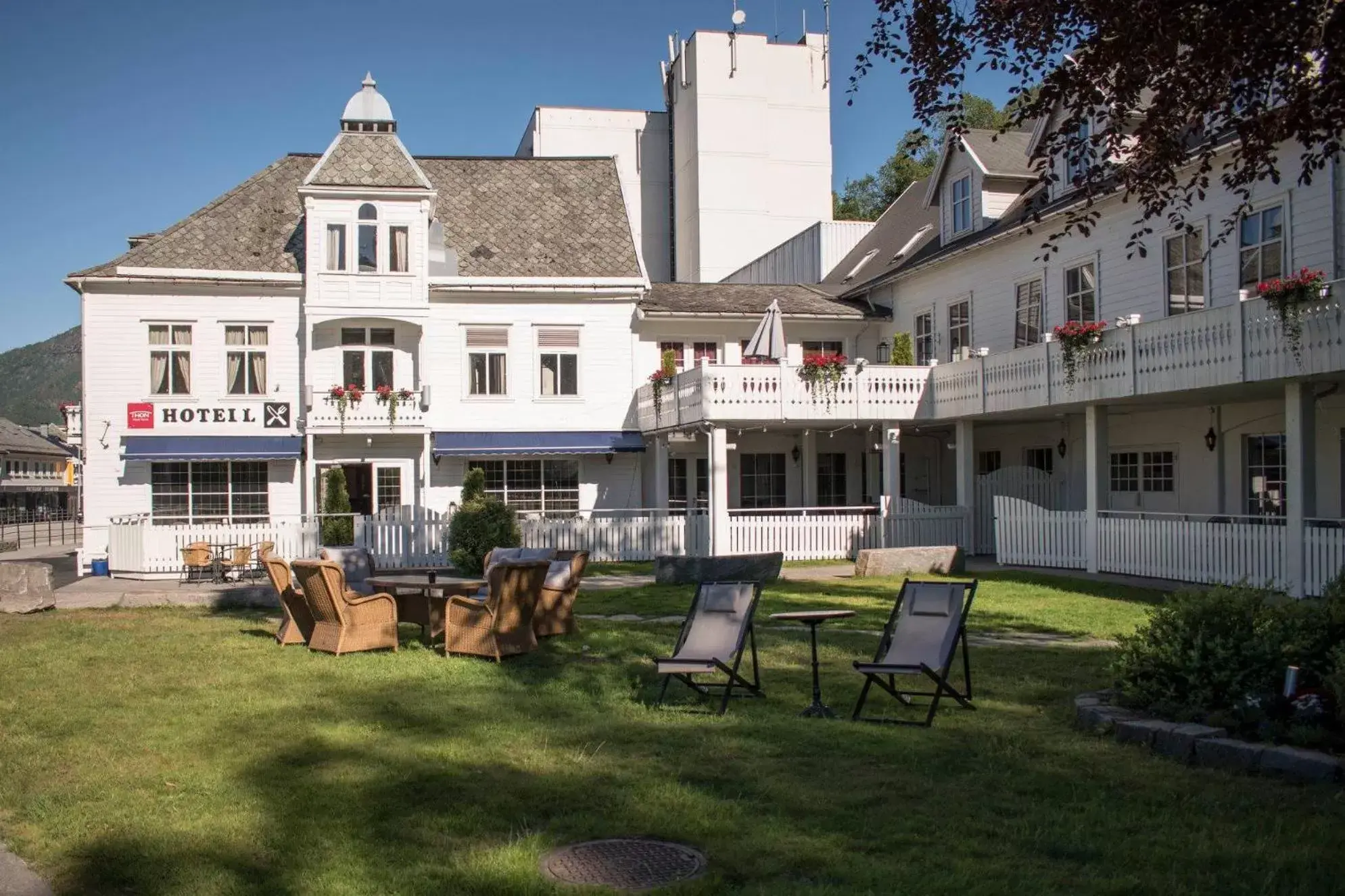 Property building in Førde Hotel - Unike Hoteller Property building in Førde Hotel - Unike Hoteller