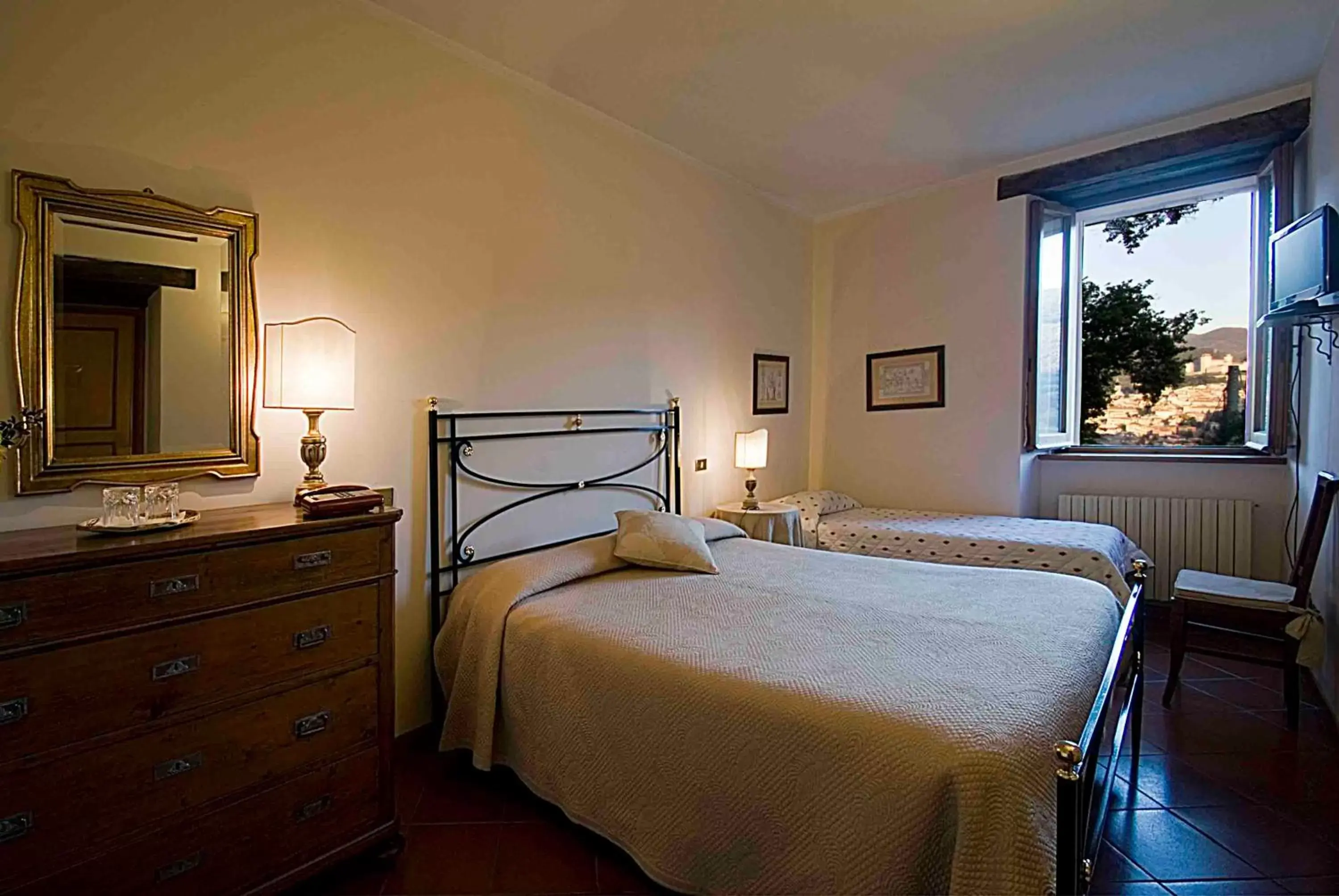 City view, Bed in Albergo Villa Cristina