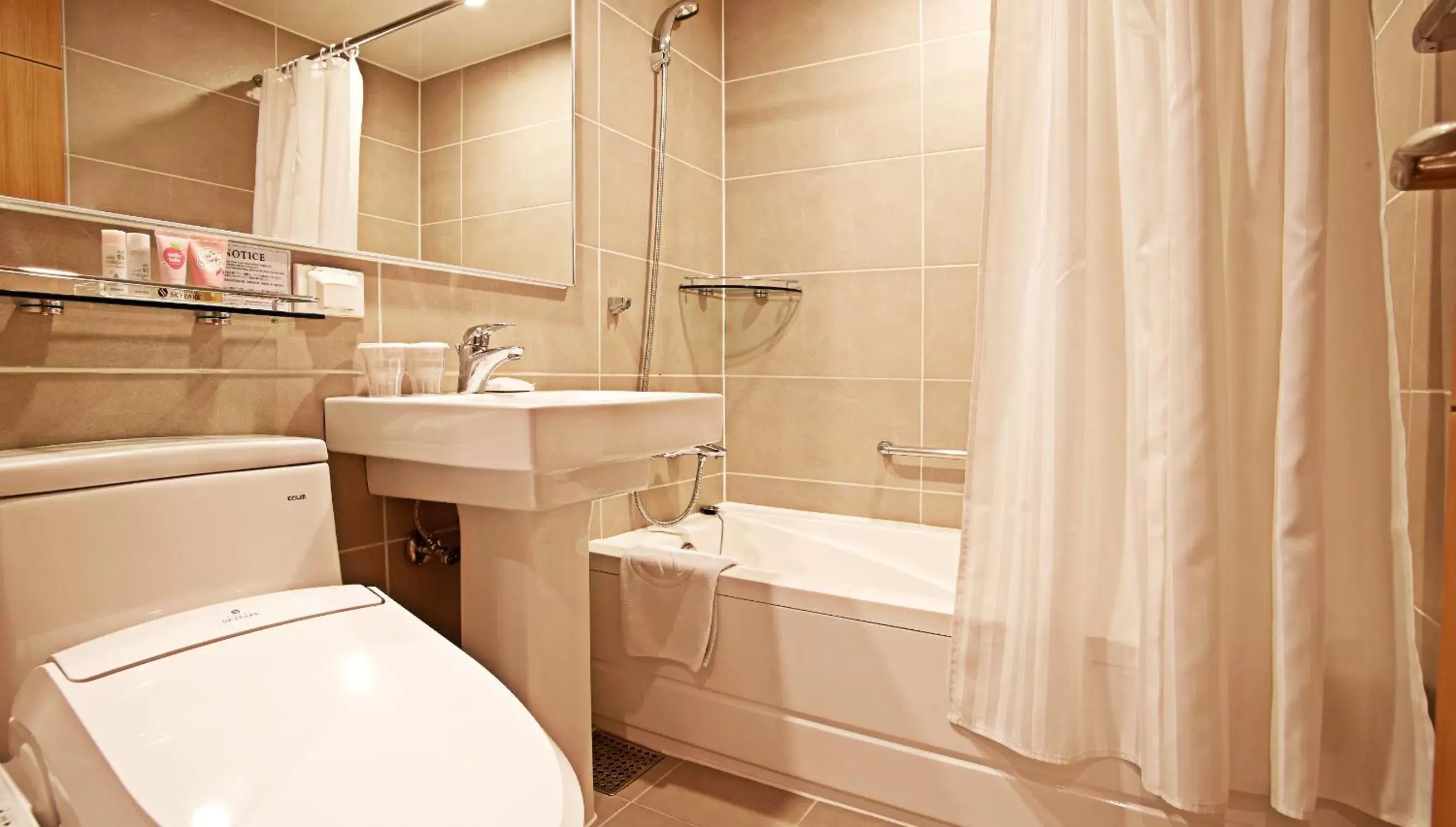 Toilet, Bathroom in Hotel Skypark Myeongdong 1