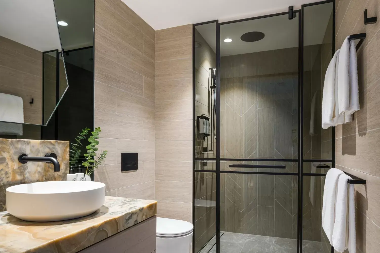 Shower, Bathroom in The Langham, Gold Coast and Jewel Residences