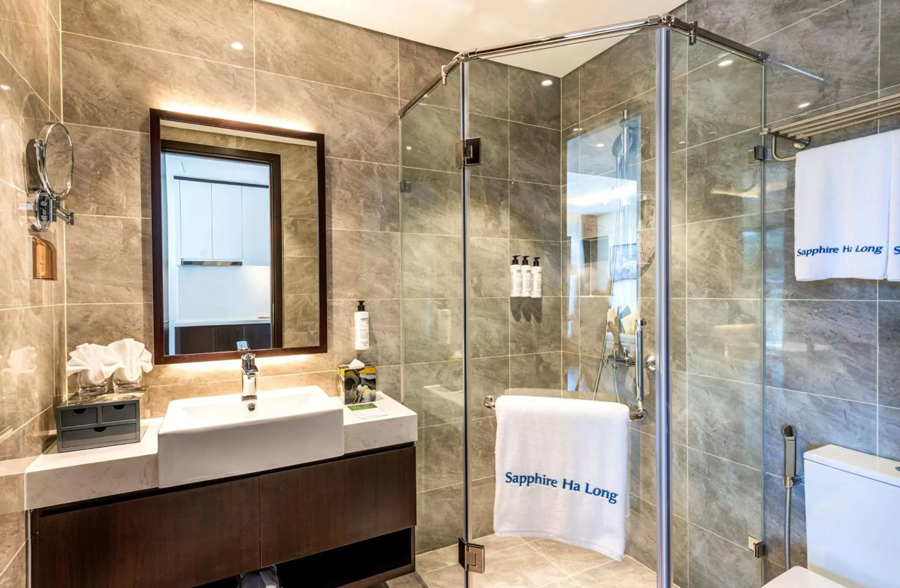 Bathroom in Best Western Premier Sapphire Ha Long