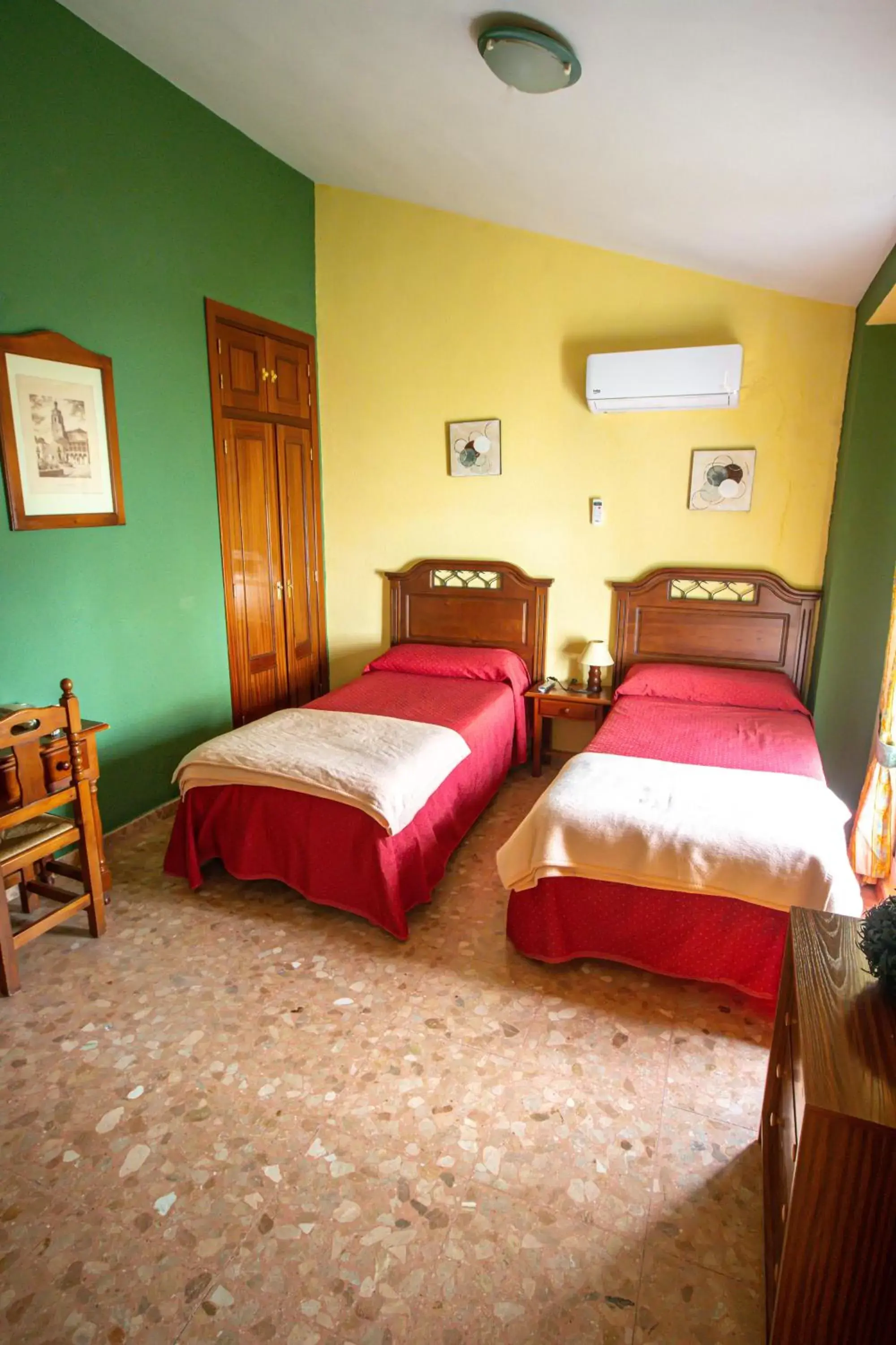 Off site, Bed in Hotel Arunda II Off site, Bed in Hotel Arunda II