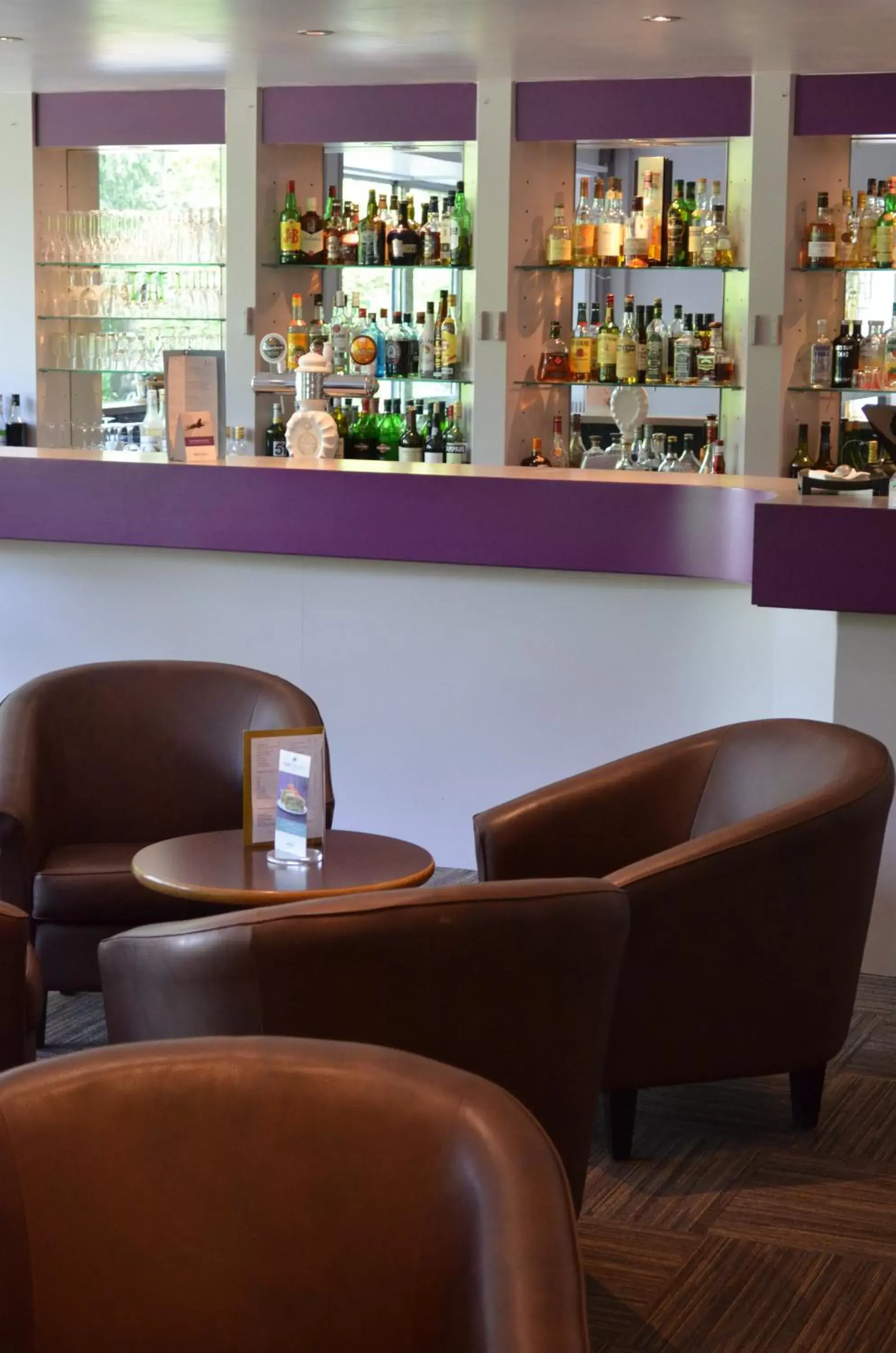 Lounge or bar, Lounge/Bar in Mercure Besancon Parc Micaud - Hotel & Bar & Restaurant
