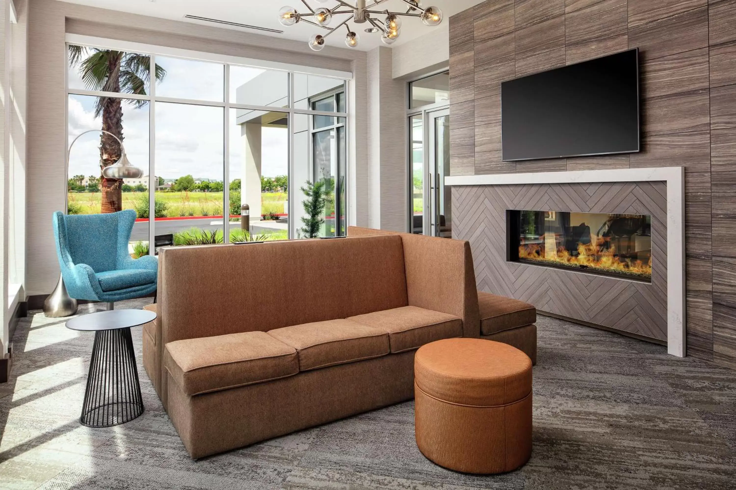 Lobby or reception, Seating Area in Hilton Garden Inn Sacramento Airport Natomas