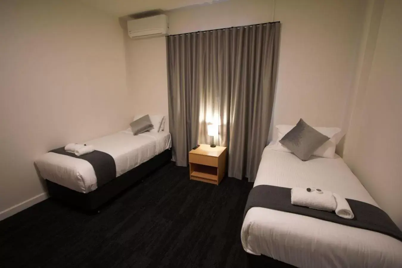 Bed in Sydney Junction Hotel