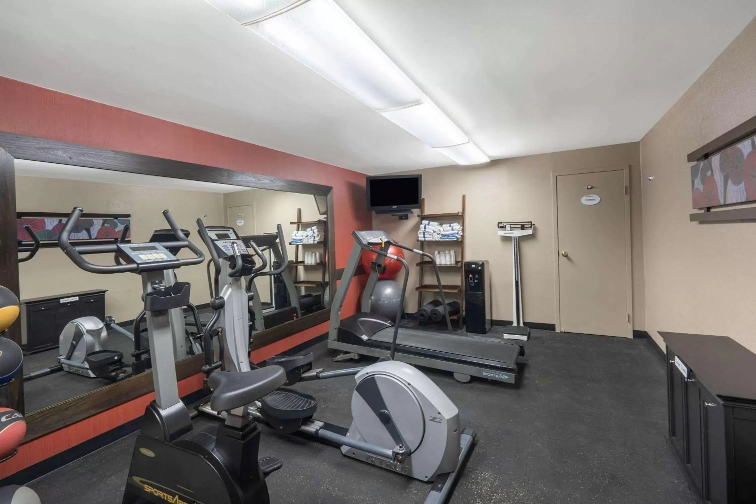 Fitness centre/facilities, Fitness Center/Facilities in Baymont by Wyndham Murfreesboro