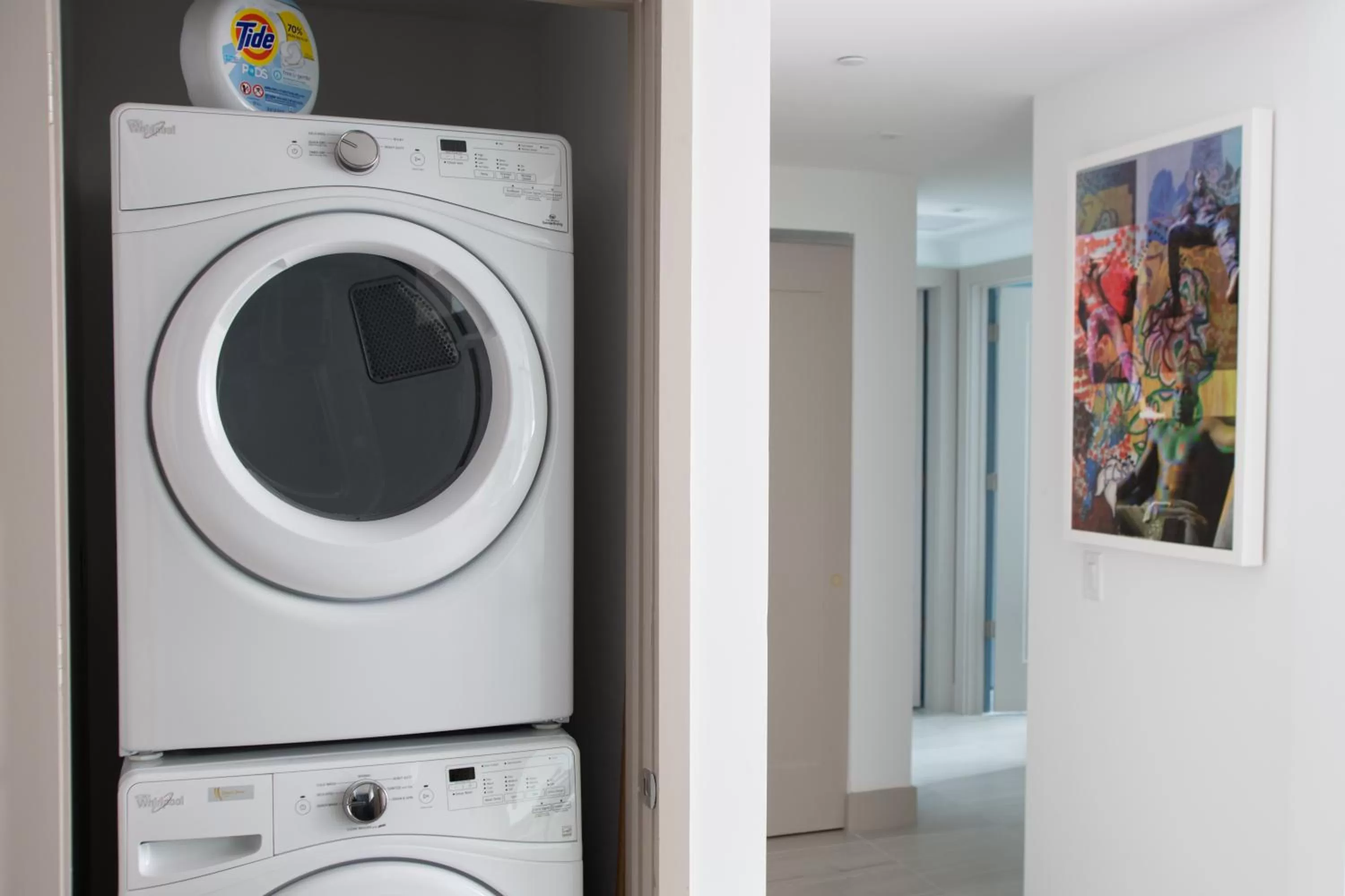 washing machine in Mint House Miami - Downtown