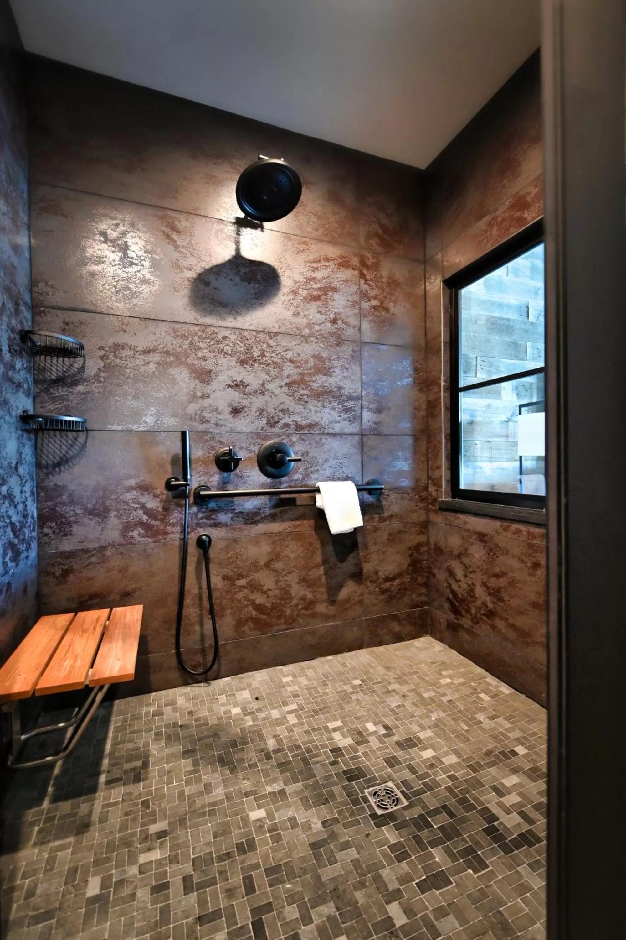 Shower in Cannery Pier Hotel & Spa