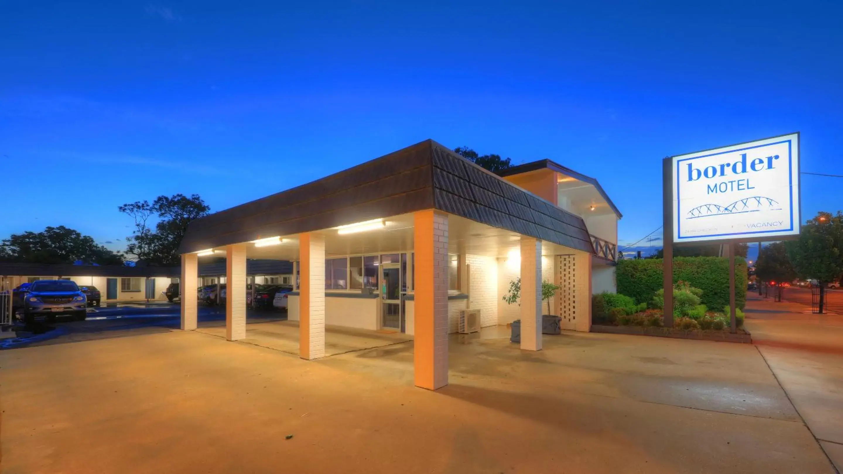 Facade/entrance in Border Motel