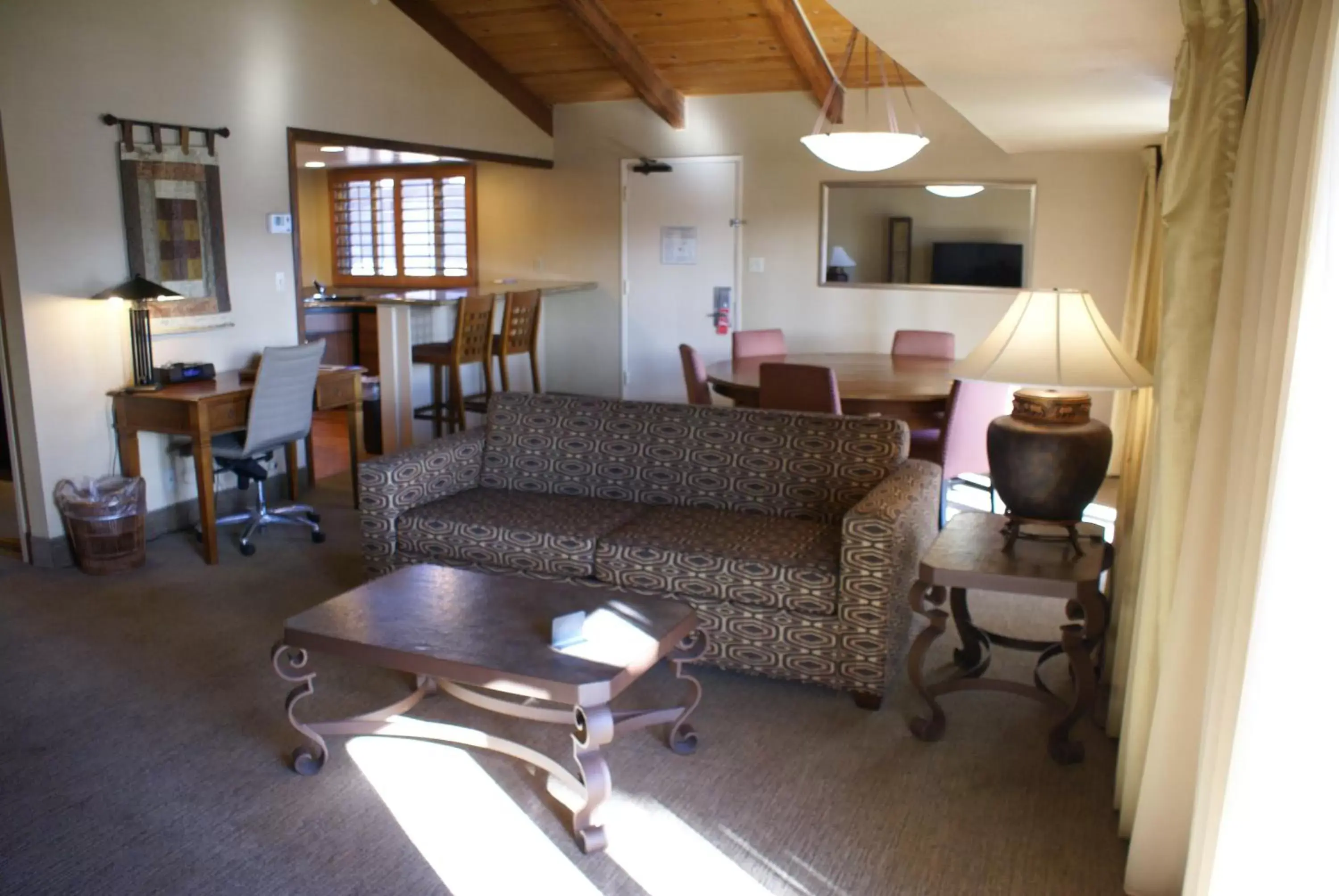 Living room, Seating Area in Humphreys Half Moon Inn