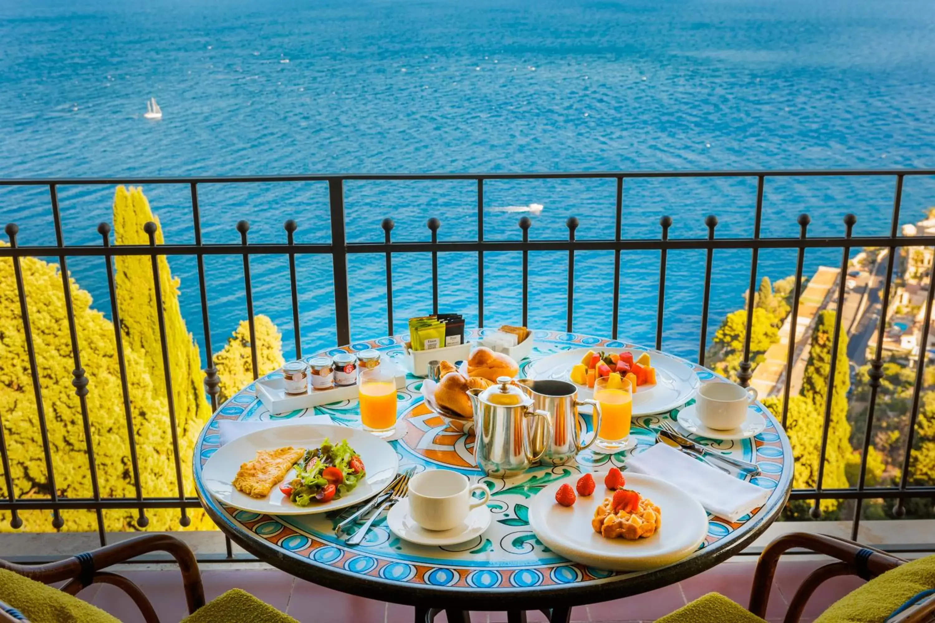 Balcony/Terrace in Grand Hotel San Pietro Relais & Chateaux