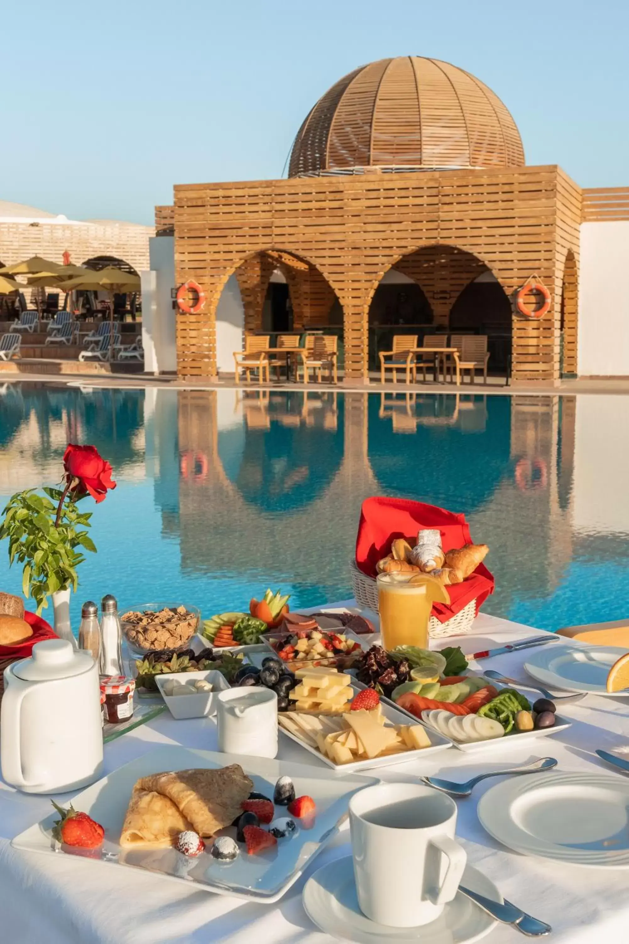Breakfast, Swimming Pool in Mercure Hurghada Hotel