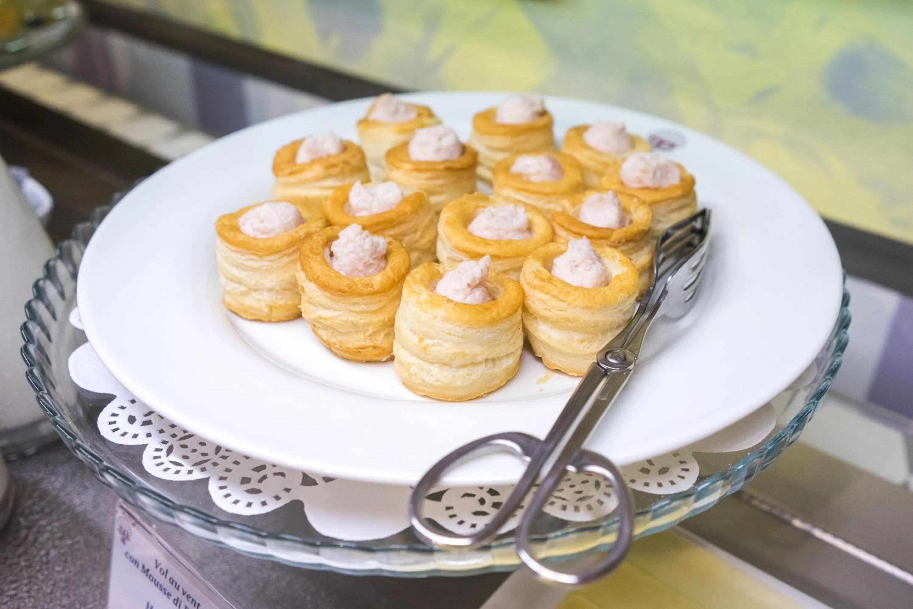 Buffet breakfast in Hotel Villa Tirreno