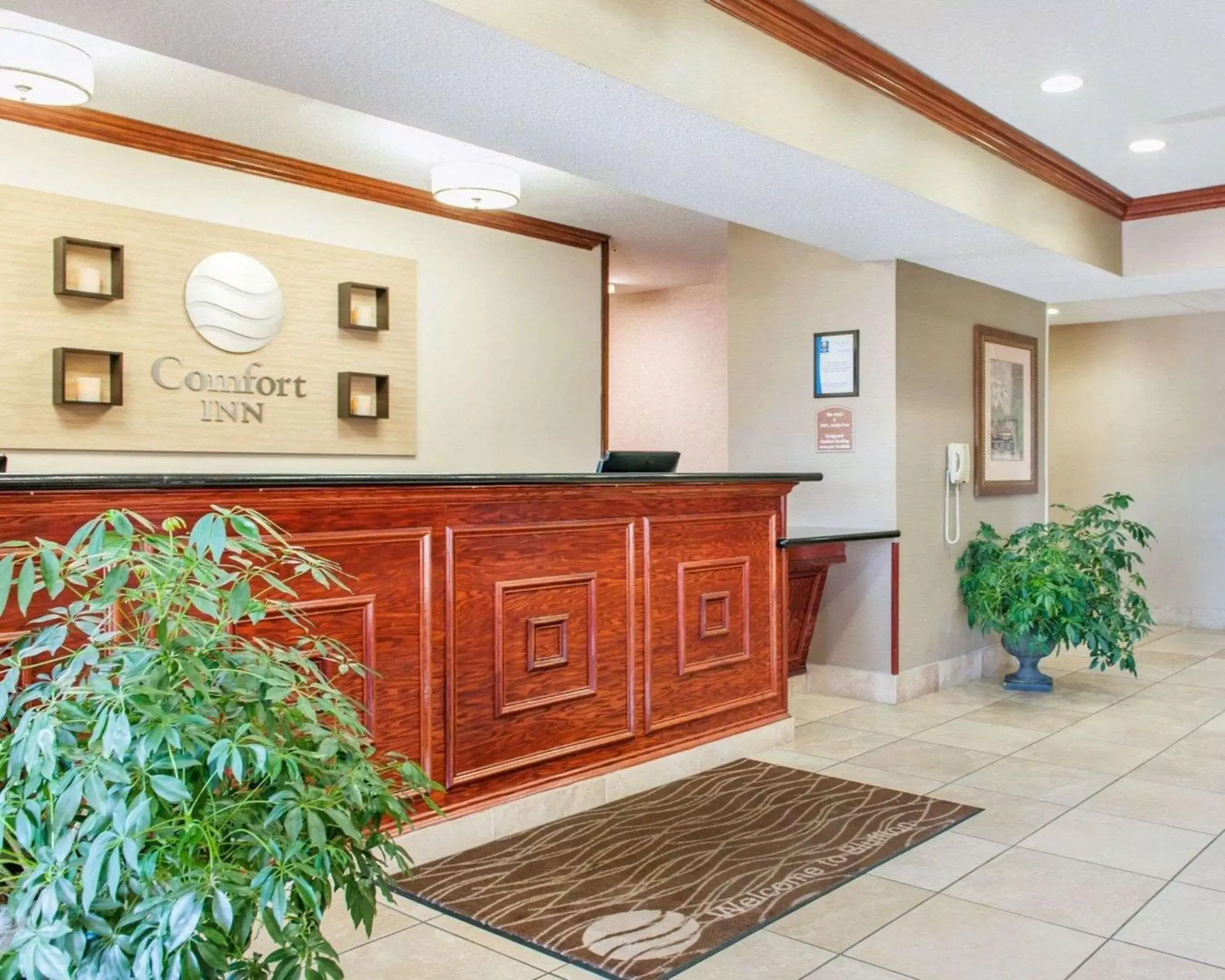 Lobby or reception, Lobby/Reception in Comfort Inn Near Ouabache State Park