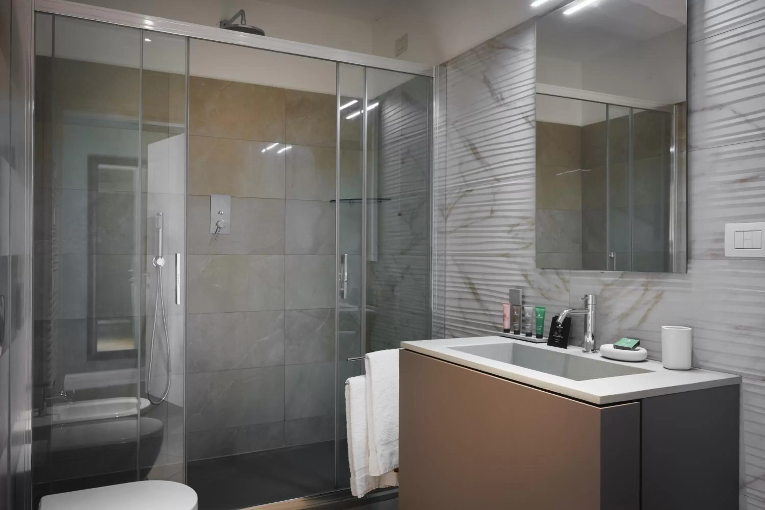 Shower, Bathroom in Maison Santa Croce