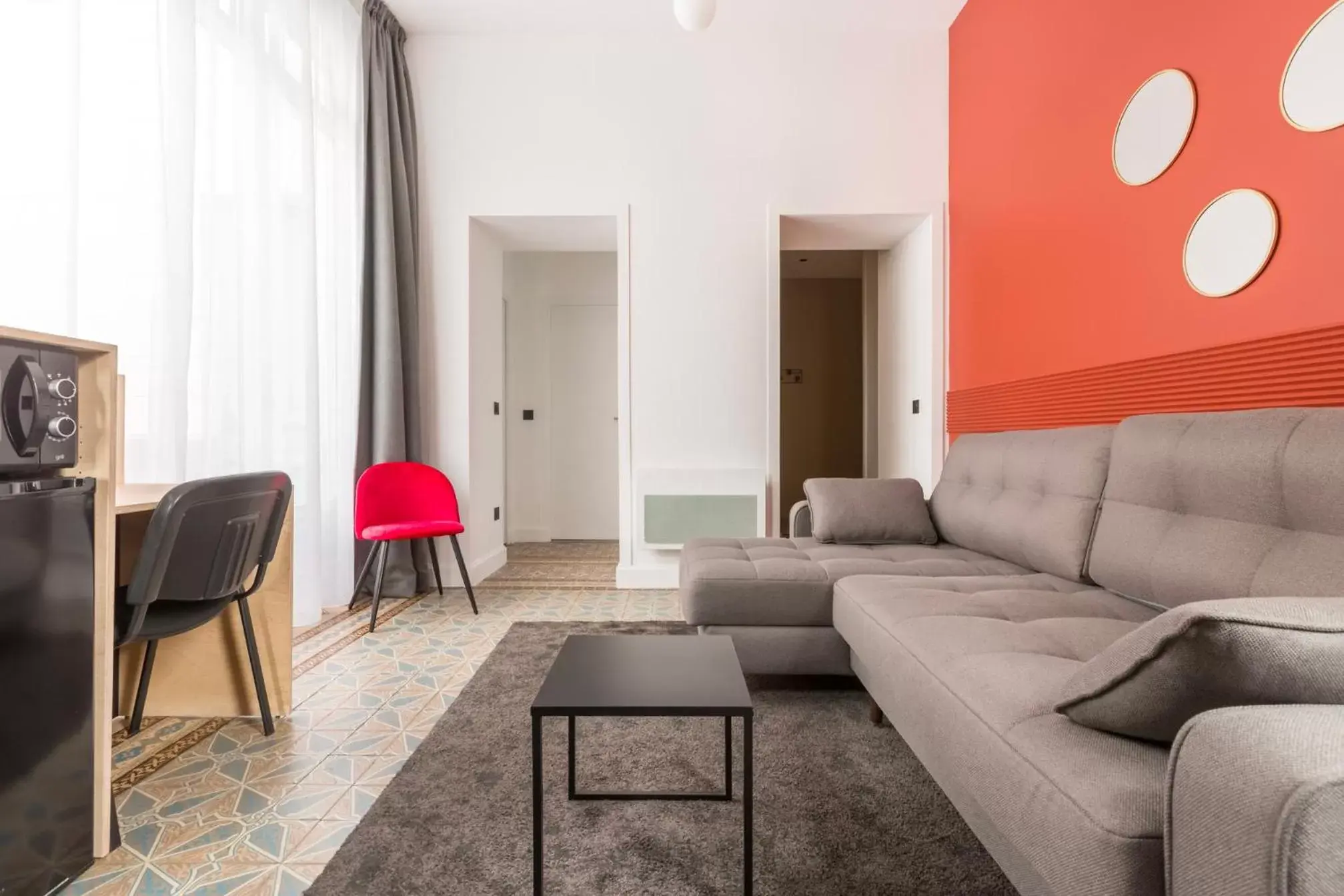 Bedroom, Seating Area in Le Chat Qui Dort - Villa Gounod